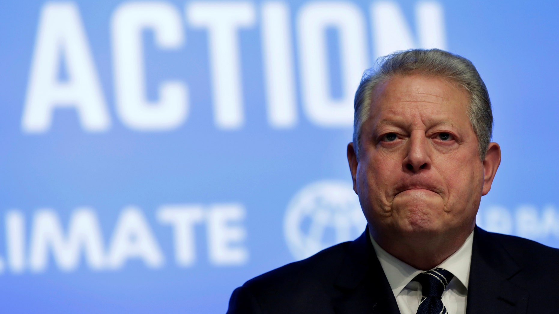 File photo - Former U.S. Vice President Al Gore attends Unlocking Financing for Climate Action session during the IMF/World Bank spring meetings in Washington, U.S., April 21, 2017. (REUTERS/Yuri Gripas)