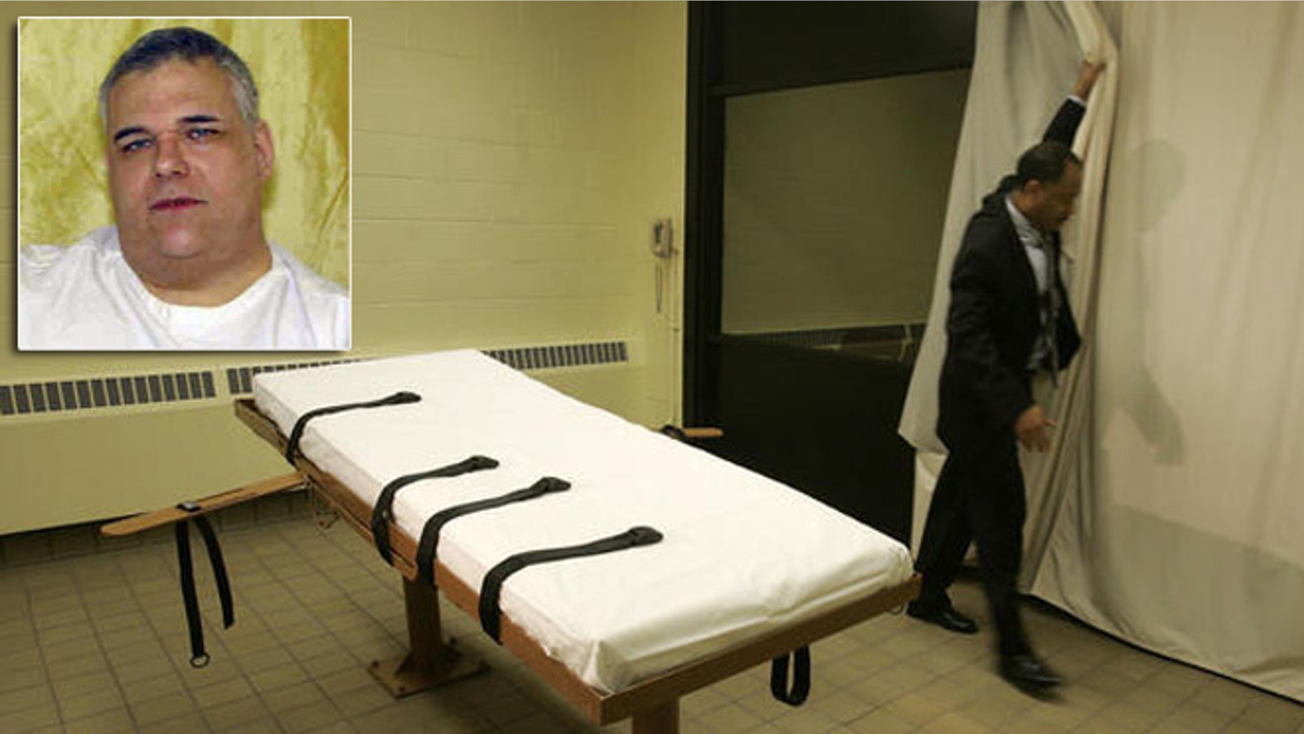 The death chamber and witness room at Southern Ohio Corrections Facility in Lucasville, Ohio, is seen in this 2005 file photo, with death row inmate Ronald Post, inset.