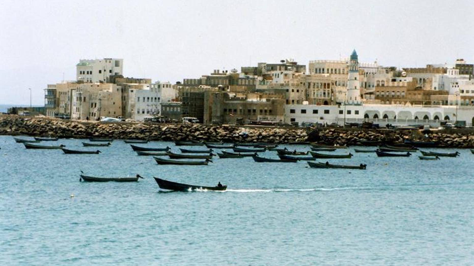 A general view of the Yemeni port city of Mukalla, on October 13, 2002
