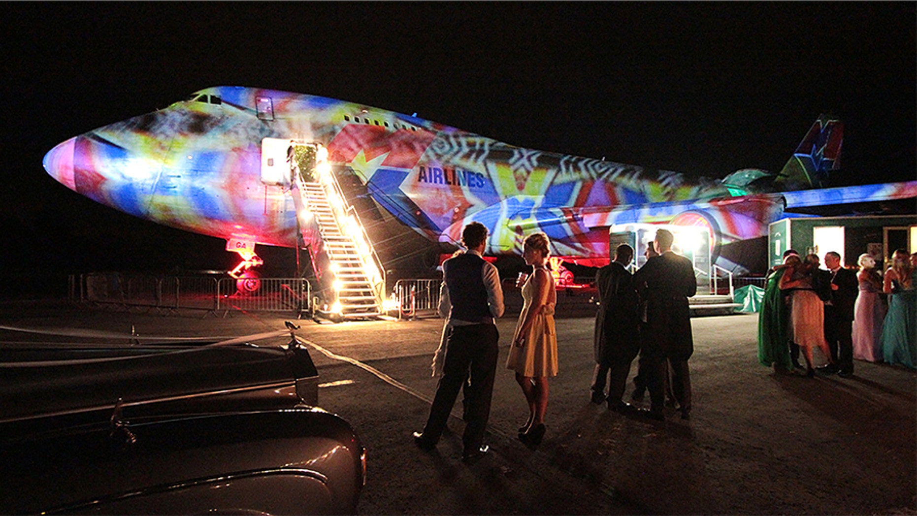 Couples with a love of travel can now get married on the worlds first licensed Boeing 747 party plane.