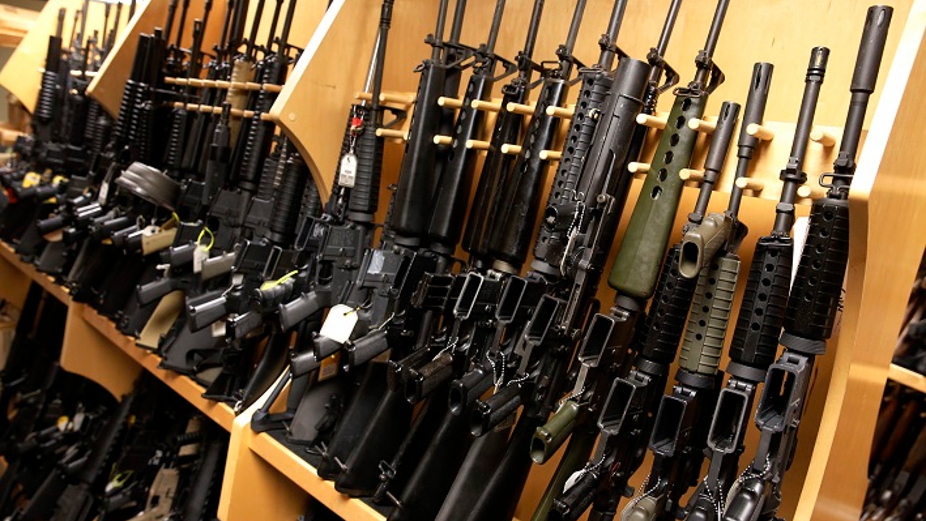 Boulder's City Council passed a sweeping anti-gun bill Tuesday, even as it faces almost-certain legal challenges on a variety of constitutional grounds.