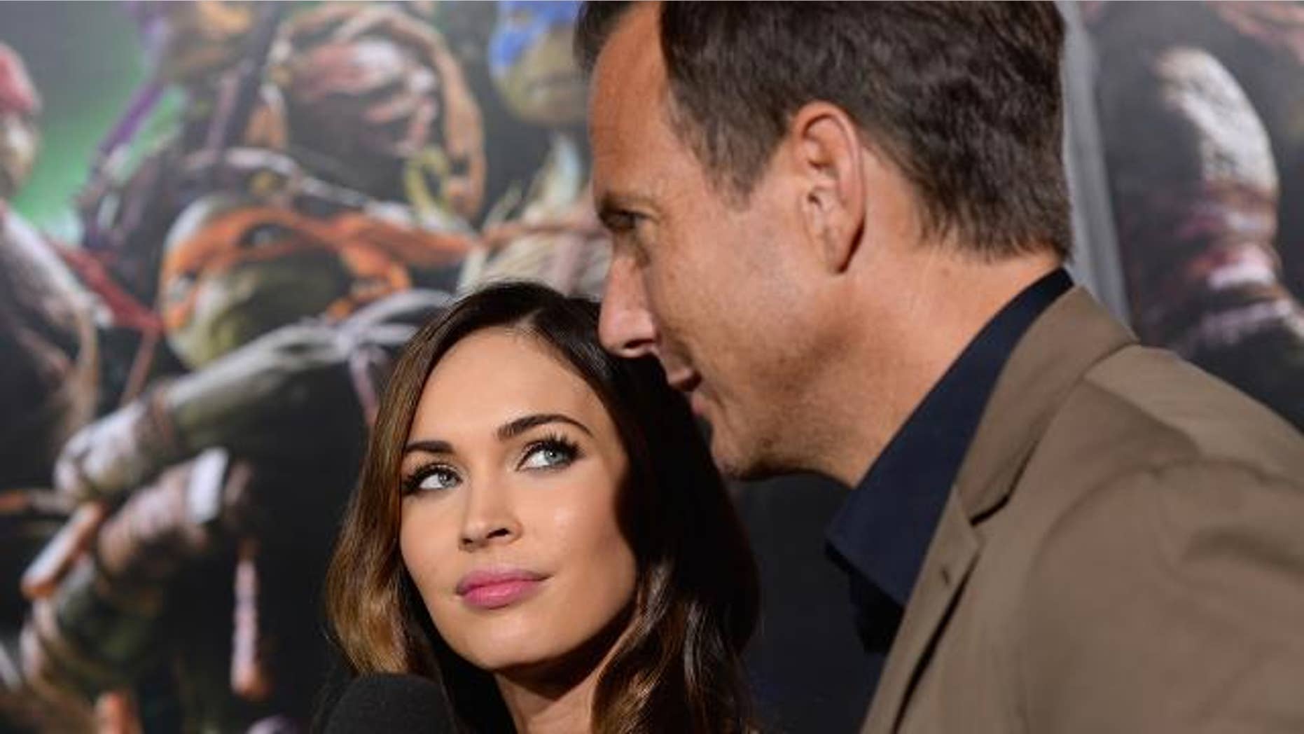 Megan Fox poked fun of "Turtles" co-star Will Arnett's girlfriends.