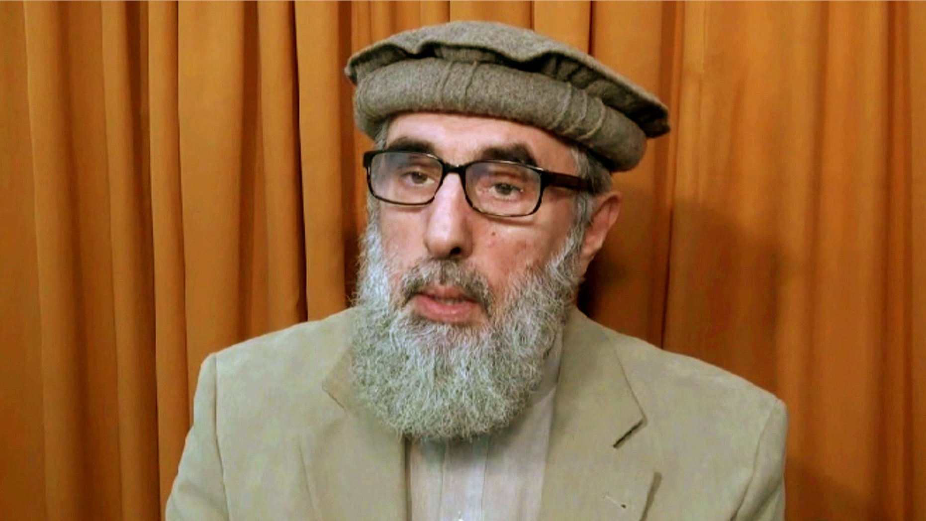 Afghan warlord Gulbuddin Hekmatyar seen in a 2015 photo.
