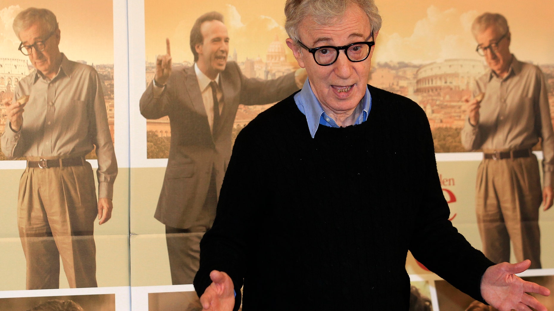 U.S. director Woody Allen gestures during a photocall for the film" To Rome with Love" in Rome, April 13, 2012. REUTERS/Stefano Rellandini (ITALY - Tags: ENTERTAINMENT) - RTR30O6H