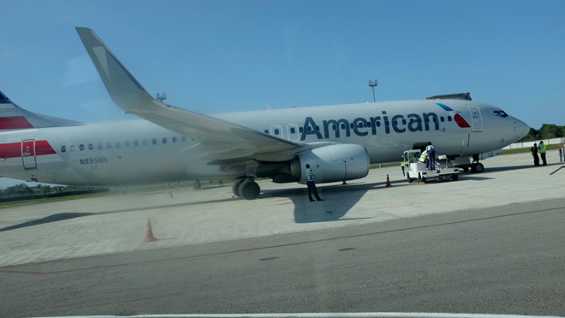 HAVANA, CUBA - MARCH 01: A Miami-bound American Airlines charter plane waits on the tarmac at José Martà International Airport on March 1, 2015 in Havana, Cuba. The United States and Cuban officials continue their dialogue in an effort to restore full diplomatic relations and move toward opening trade. (Photo by Joe Raedle/Getty Images)