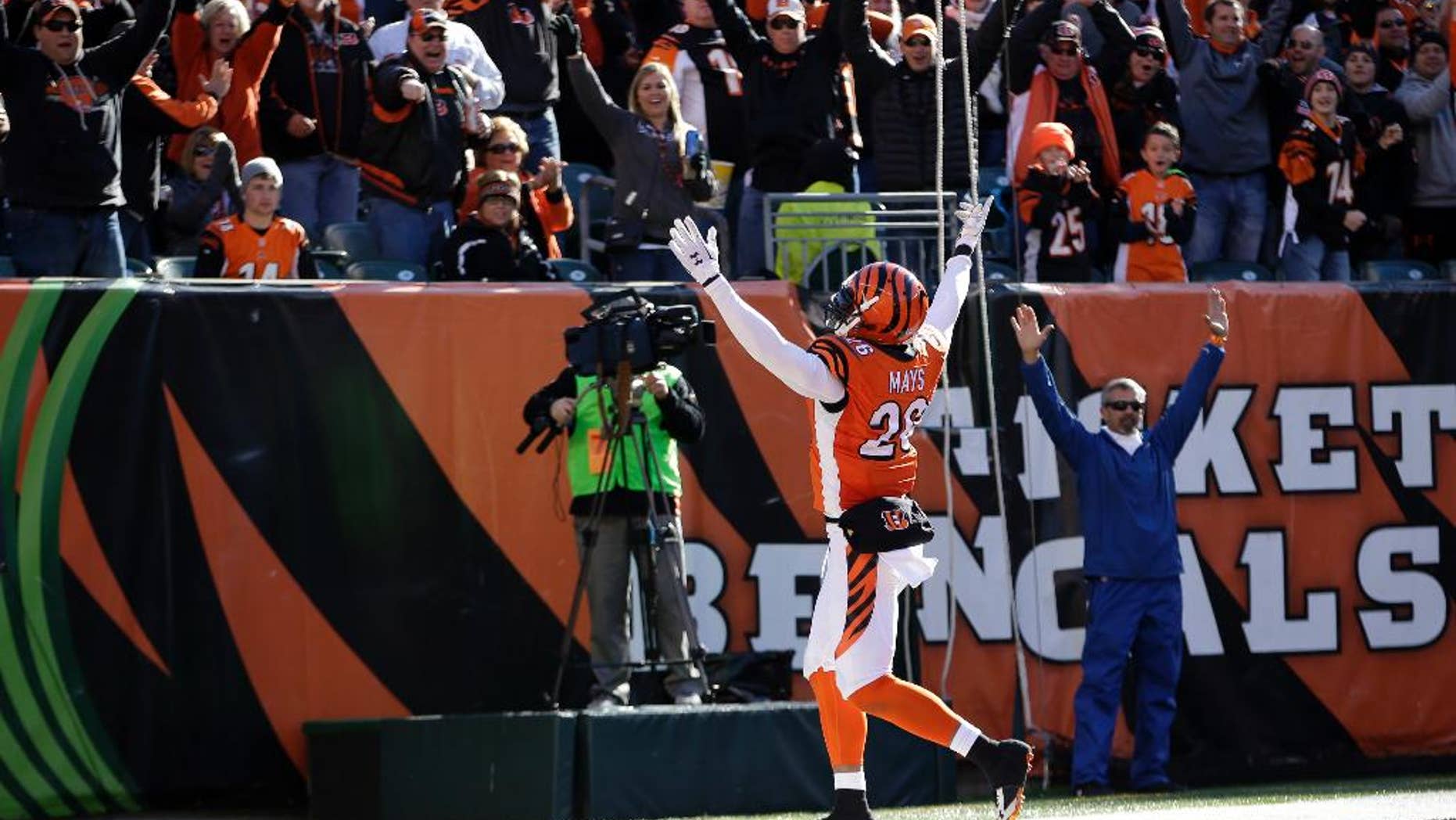 Cincinnati Bengals free safety Taylor Mays celebrates a safety after he blocked a punt during the first half of an NFL football game against the Jacksonville Jaguars in Cincinnati, Sunday, Nov. 2, 2014. (AP Photo/AJ Mast)