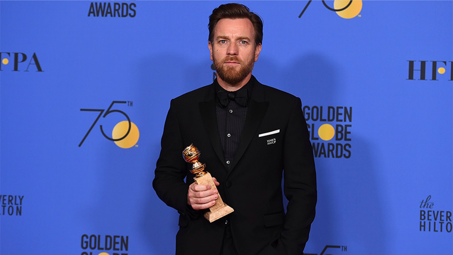 Ewan McGregor poses in the press room with the award for best performance by an actor in a limited series or a motion picture made for television for "Fargo" at the 75th annual Golden Globe Awards at the Beverly Hilton Hotel on Sunday, Jan. 7, 2018, in Beverly Hills, Calif. (Photo by Jordan Strauss/Invision/AP)