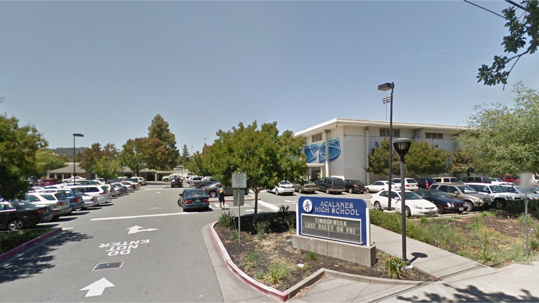 Two of the sex ed instructors at Acalanes High School in Lafayette, CA hold questionable day jobs with one who conducts sex toy workshops at a local porn shop and another who dubbed herself a “pleasure activist."