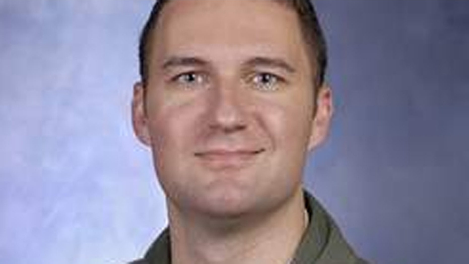 The Air Force Times reported that Master Sgt. Dan “Bud” Wassom II shielded his daughter, Lorelai, as their Vilonia, Ark., home collapsed.