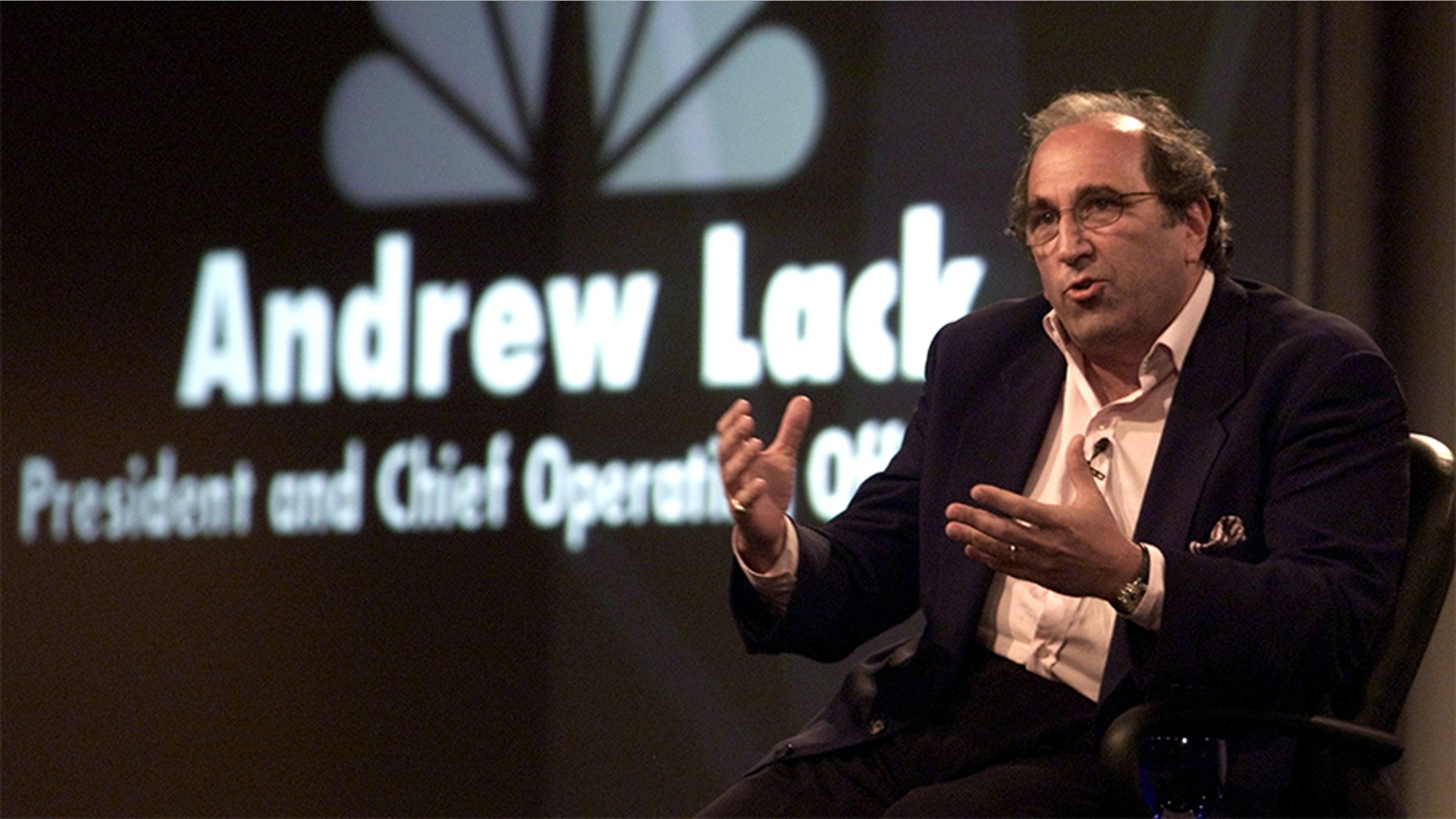 Andrew Lack, NBC's President and Chief Operating Officer, answers
questions from reporters during NBC's Summer Press Tour July 20, 2001,
in Pasadena, California.
AL/JP - RP2DRINKOOAA