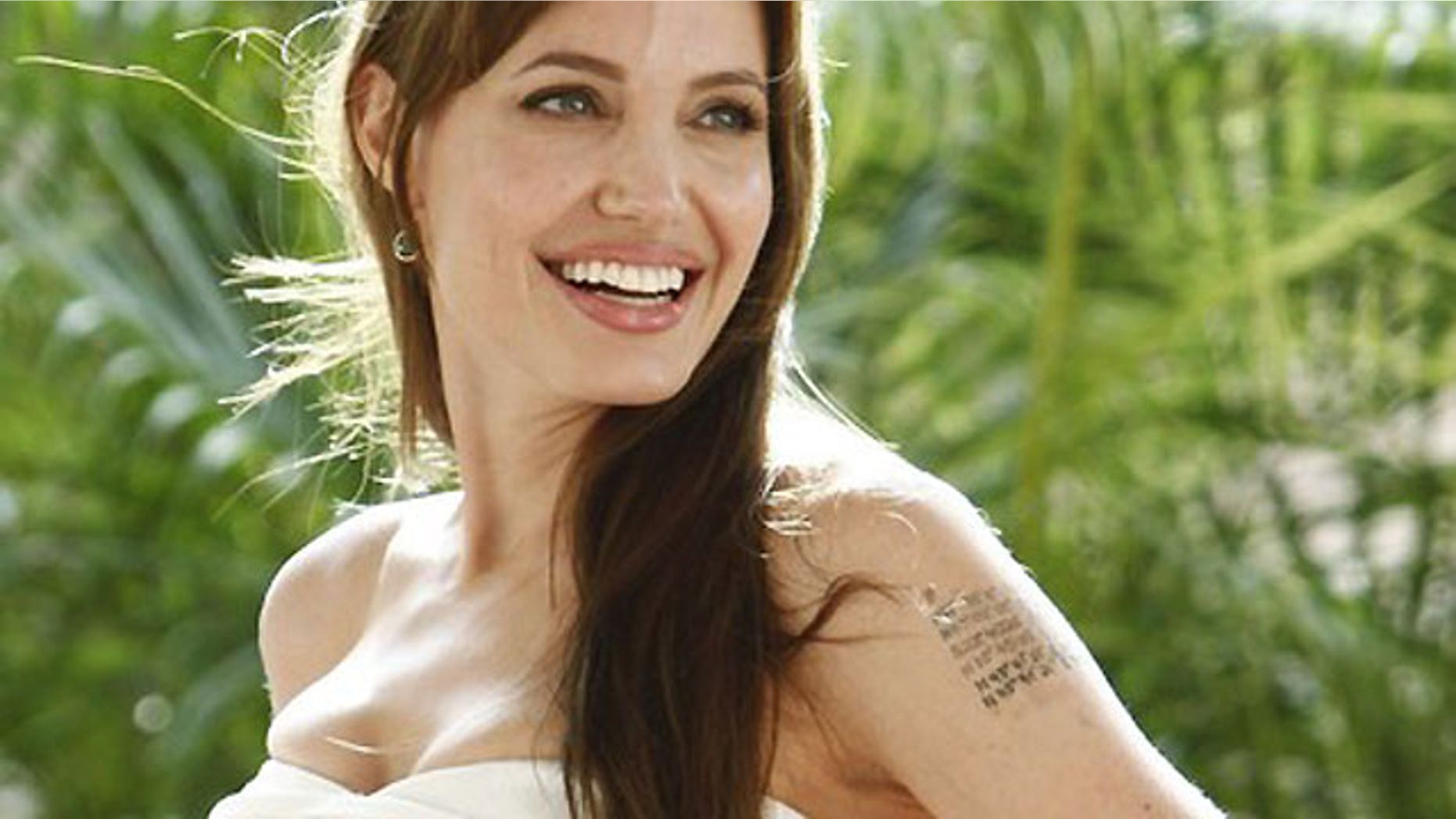 Angelina Jolie promoting 'Salt'