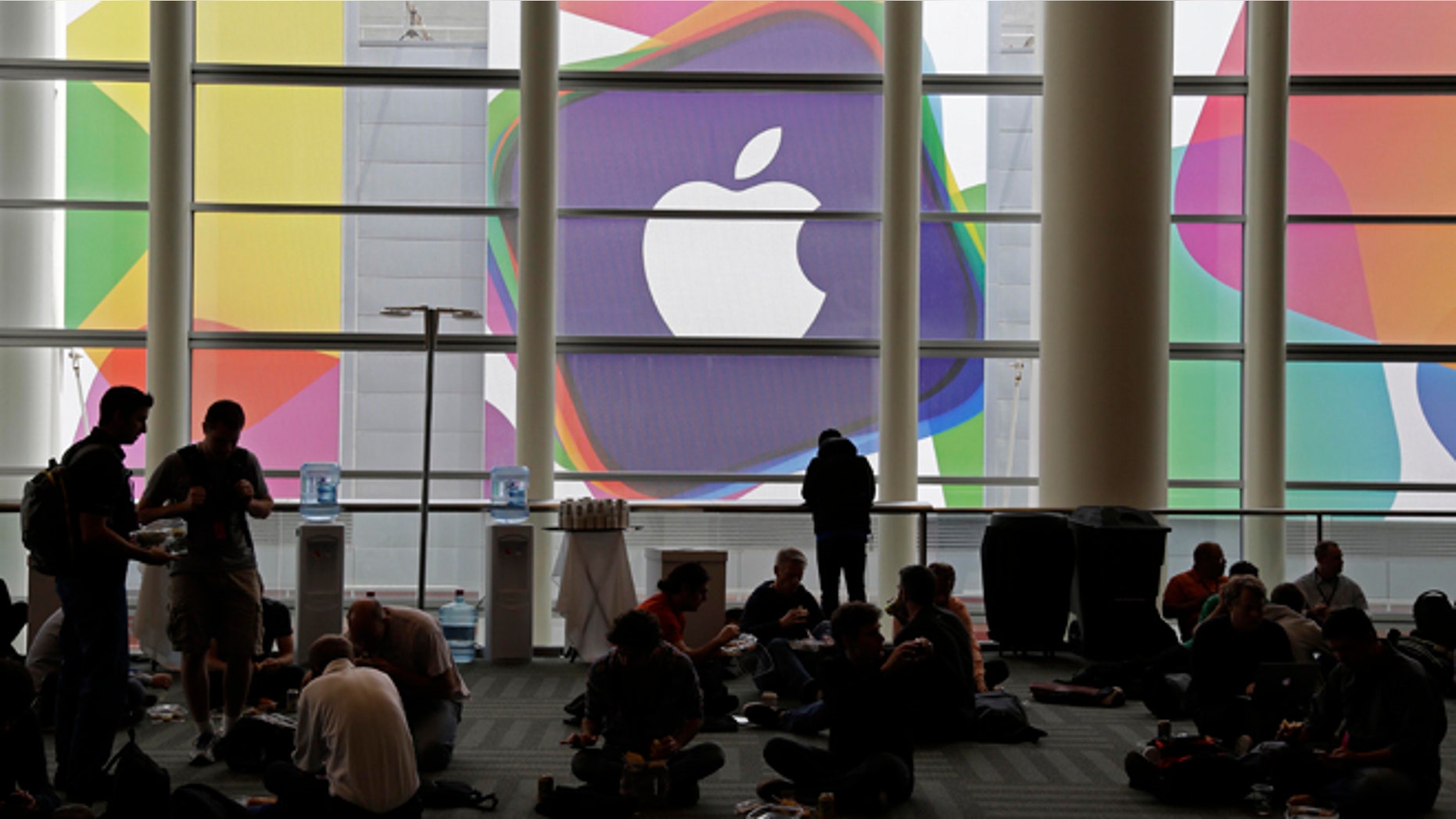June 10, 2013: Attendees break for lunch at the Apple Worldwide Developers Conference in San Francisco.