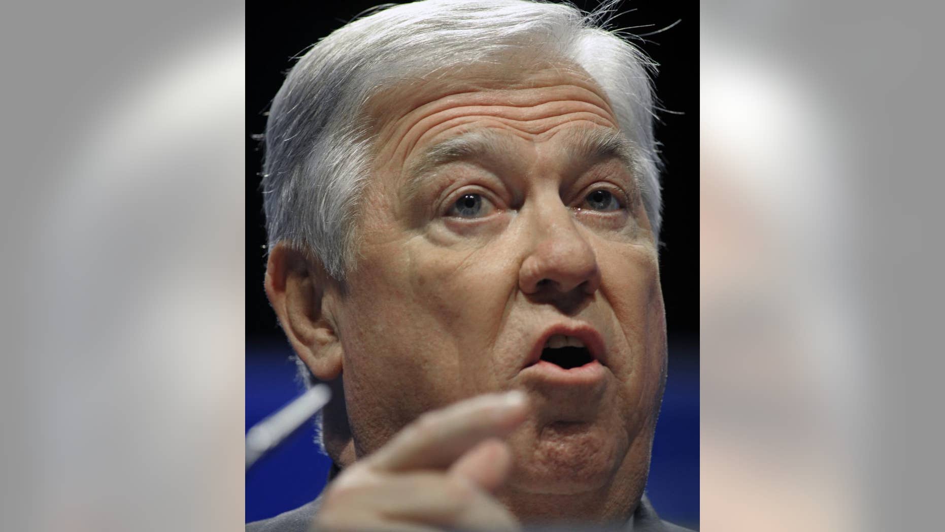 Misissippi Governor Haley Barbour (File/AP Photo)