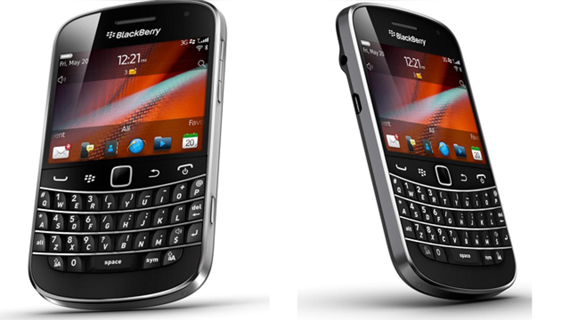The Blackberry Bold 9900, a touchscreen version of the popular smarthphone, will be unveiled this summer, the company said.
