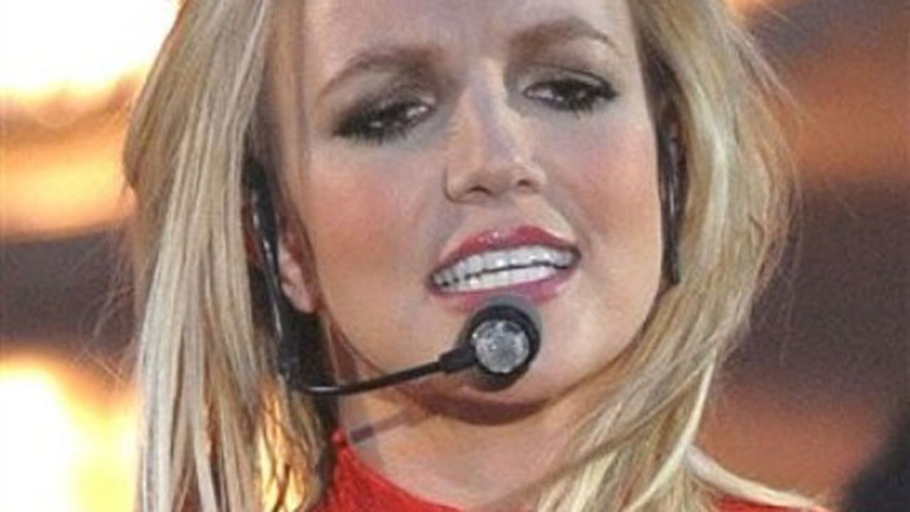 Britney Spears Dancergate Unfolds Did She Use A Stand In Dancer Fox News 