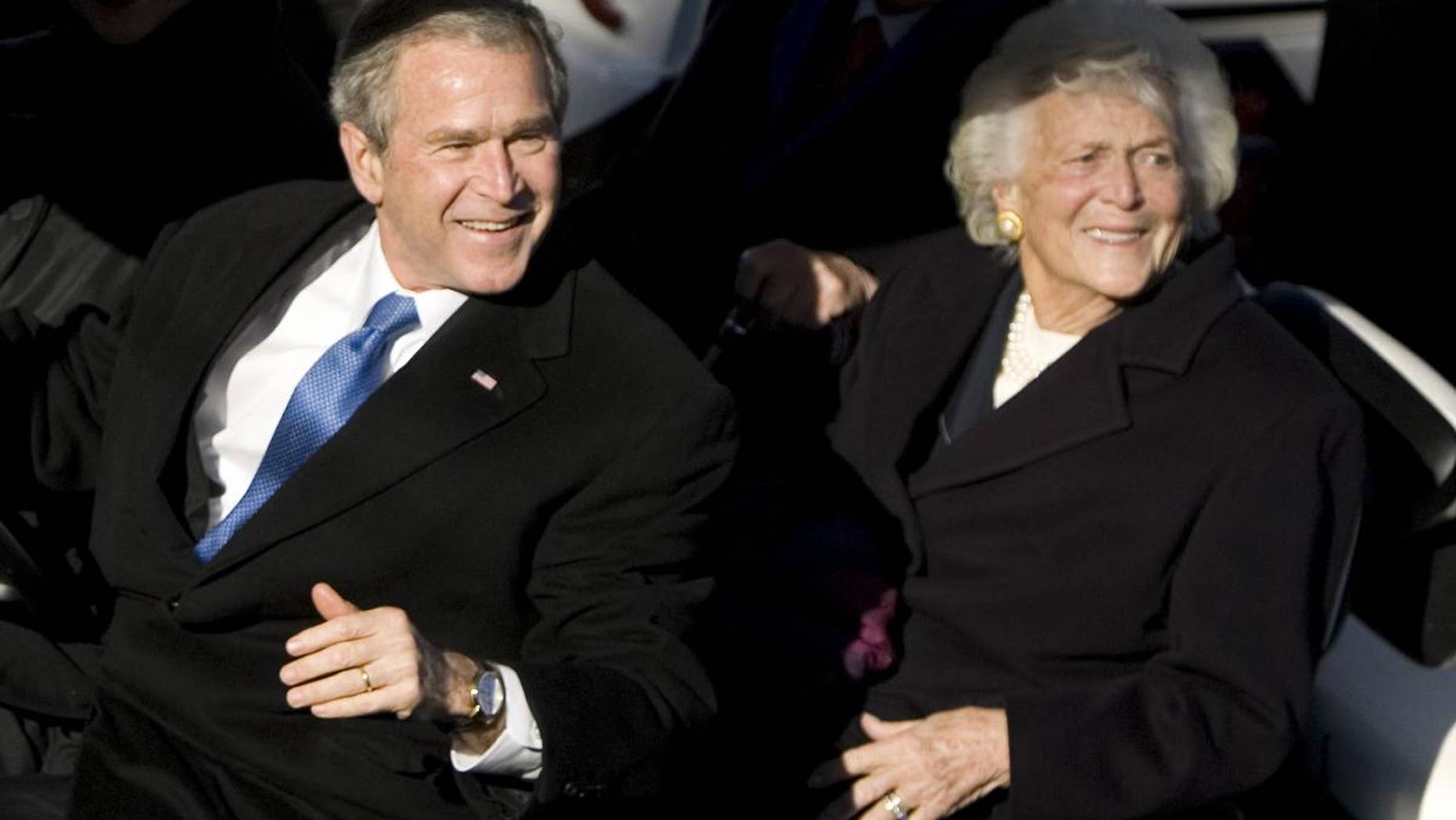Mother and son on January 10, 2009 / AP Photo
