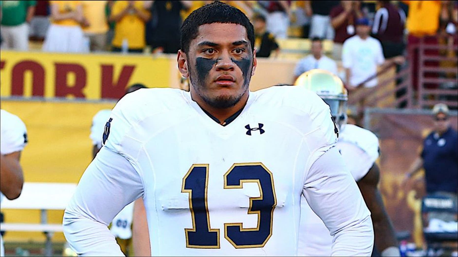 Nov 8, 2014; Tempe, AZ, USA; Notre Dame Fighting Irish tight end Tyler Luatua (13) against the Arizona State Sun Devils at Sun Devil Stadium. Arizona State defeated Notre Dame 55-31. Mandatory Credit: Mark J. Rebilas-USA TODAY Sports