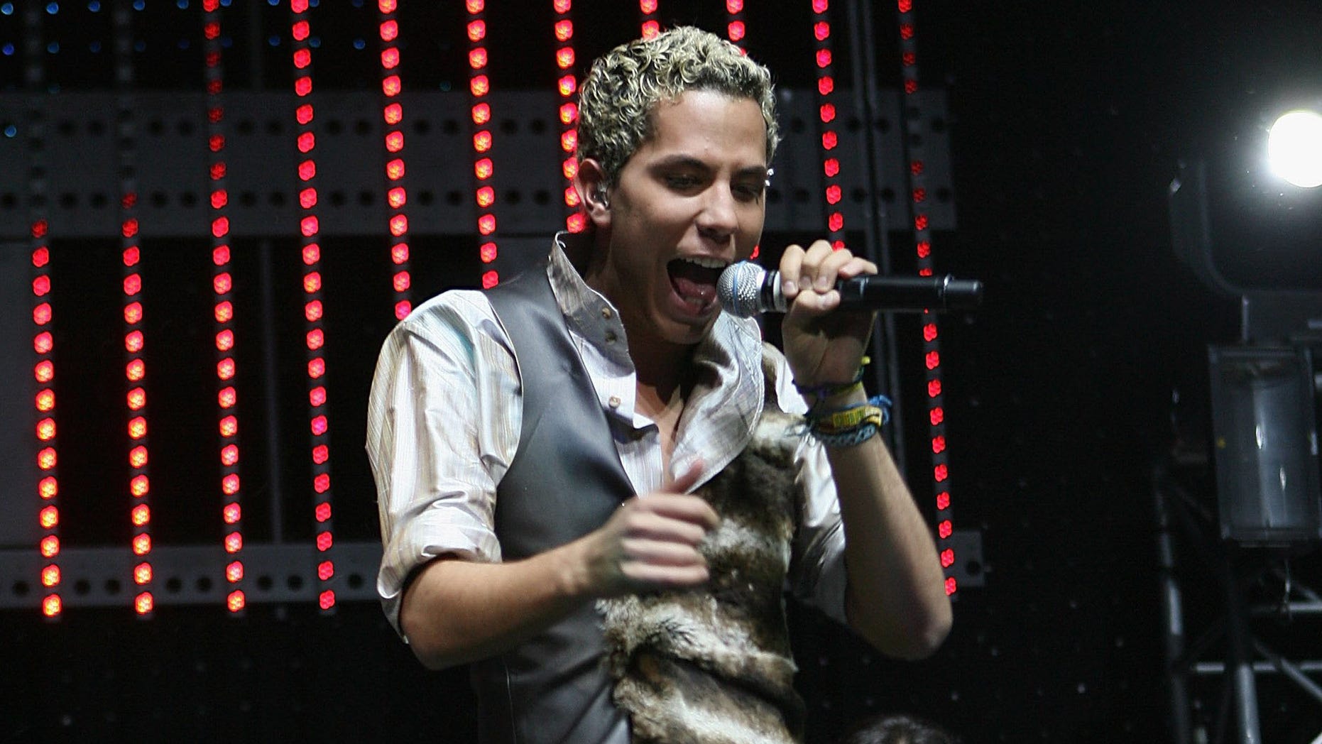 ANAHEIM, CA - DECEMBER 07: Singer Jose Christian Chavez Garza of the band RBD performs at KIIS FM's Jingle Ball 2006 at the Honda Center on December 7, 2006 in Anaheim, California. (Photo by Michael Buckner/Getty Images)