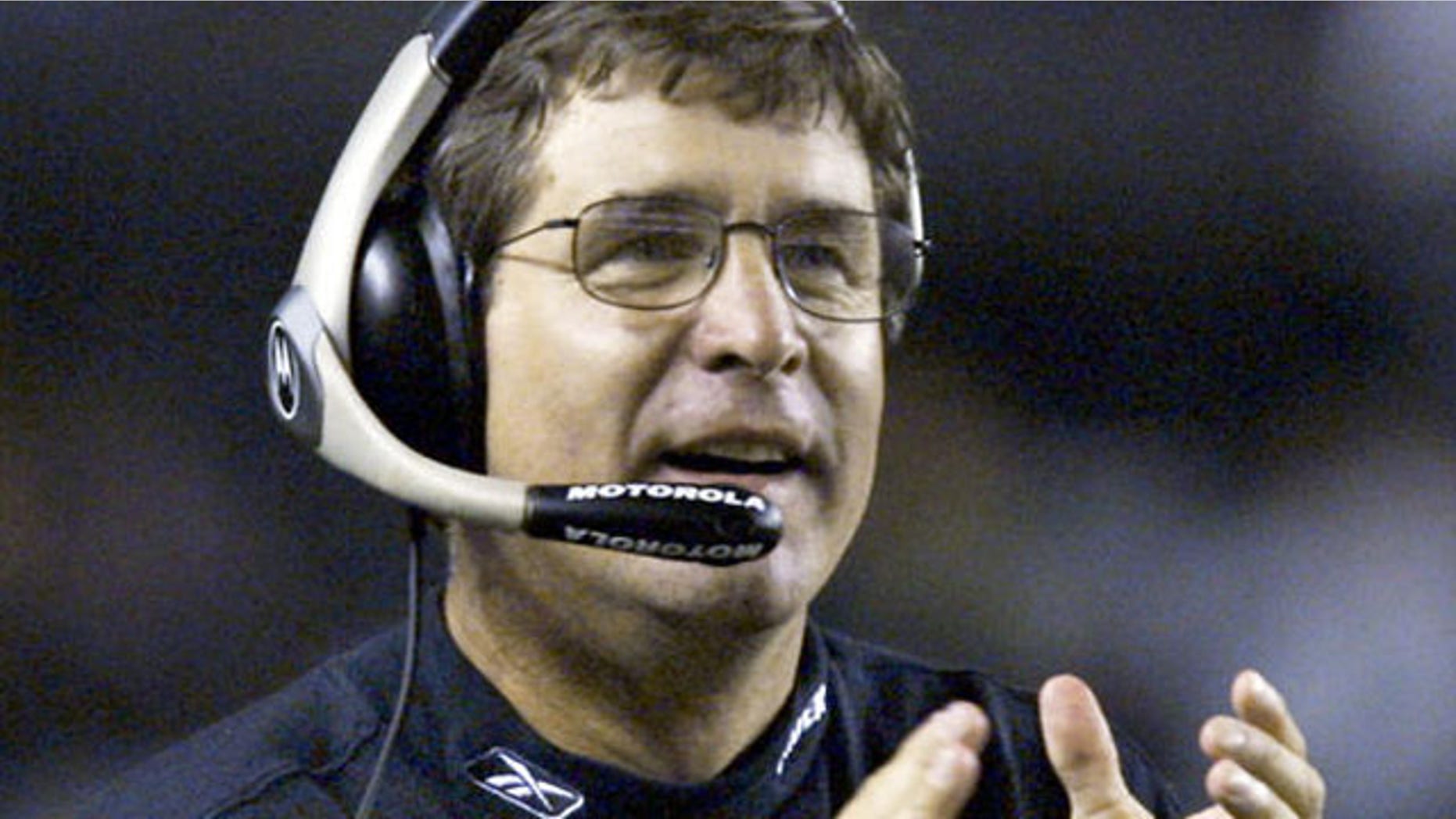 Bill Callahan coaching the Raiders.