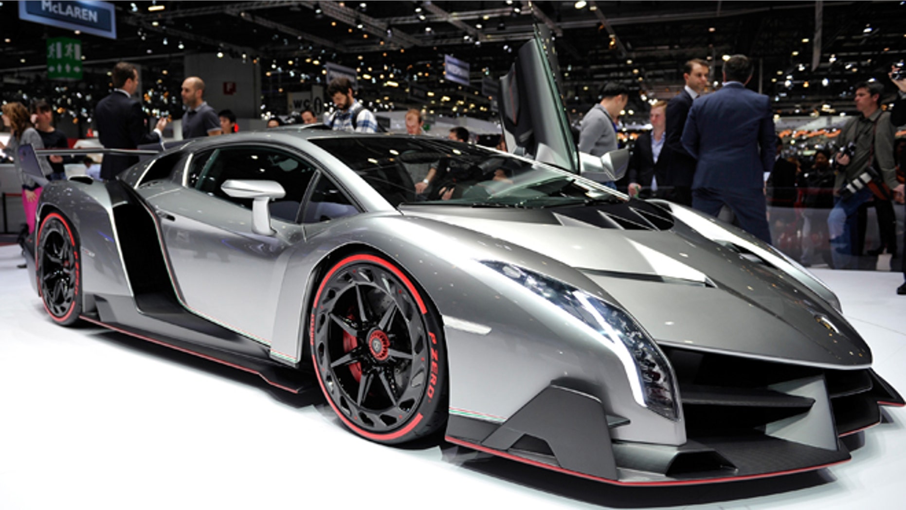 The new Lamborghini Venenos at the 83rd Geneva Motor Show on March 6, 2013 in Geneva, Switzerland.