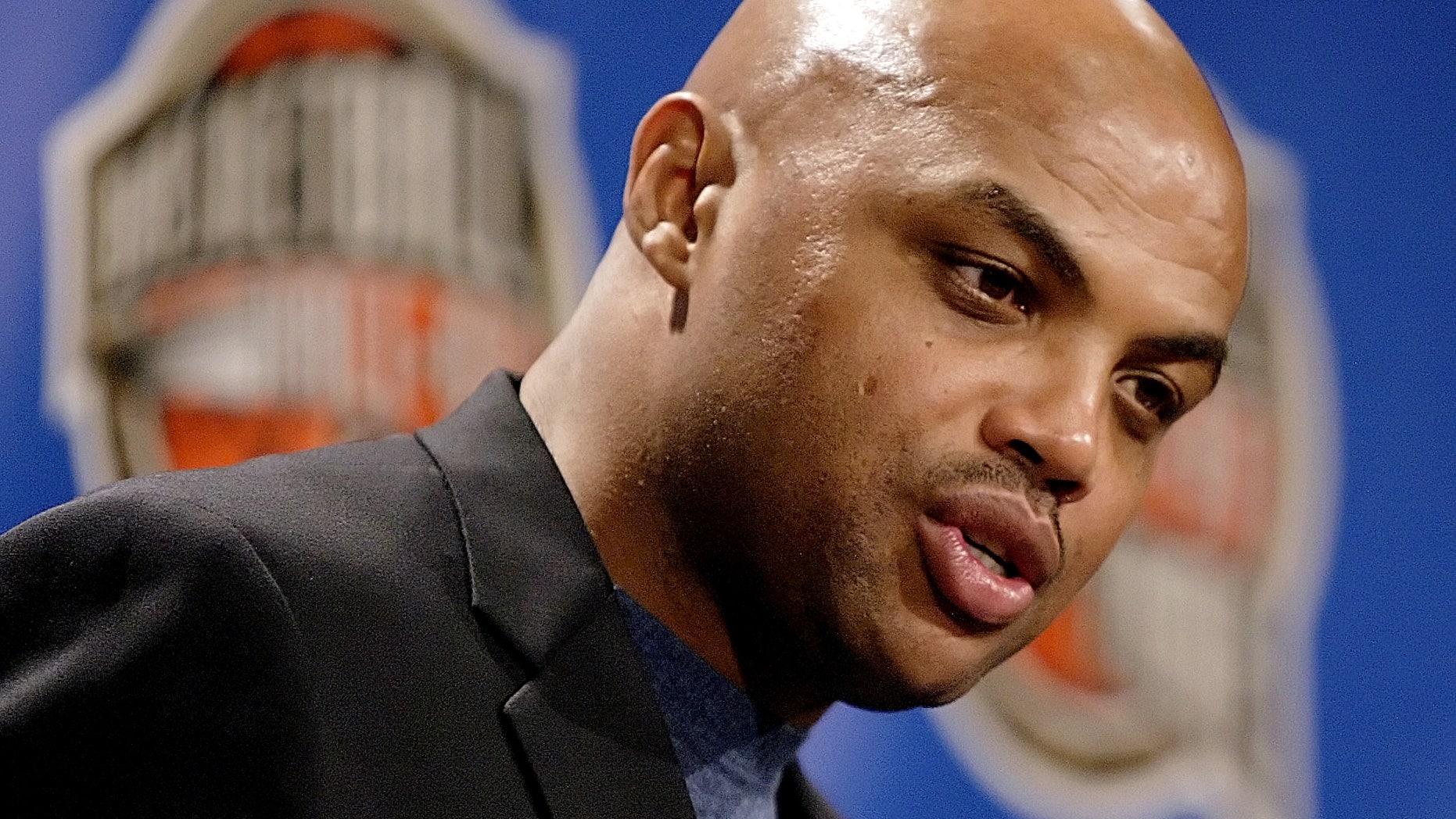 Former NBA player Charles Barkley has an opinion on everything. (AP/Stephan Savoia)