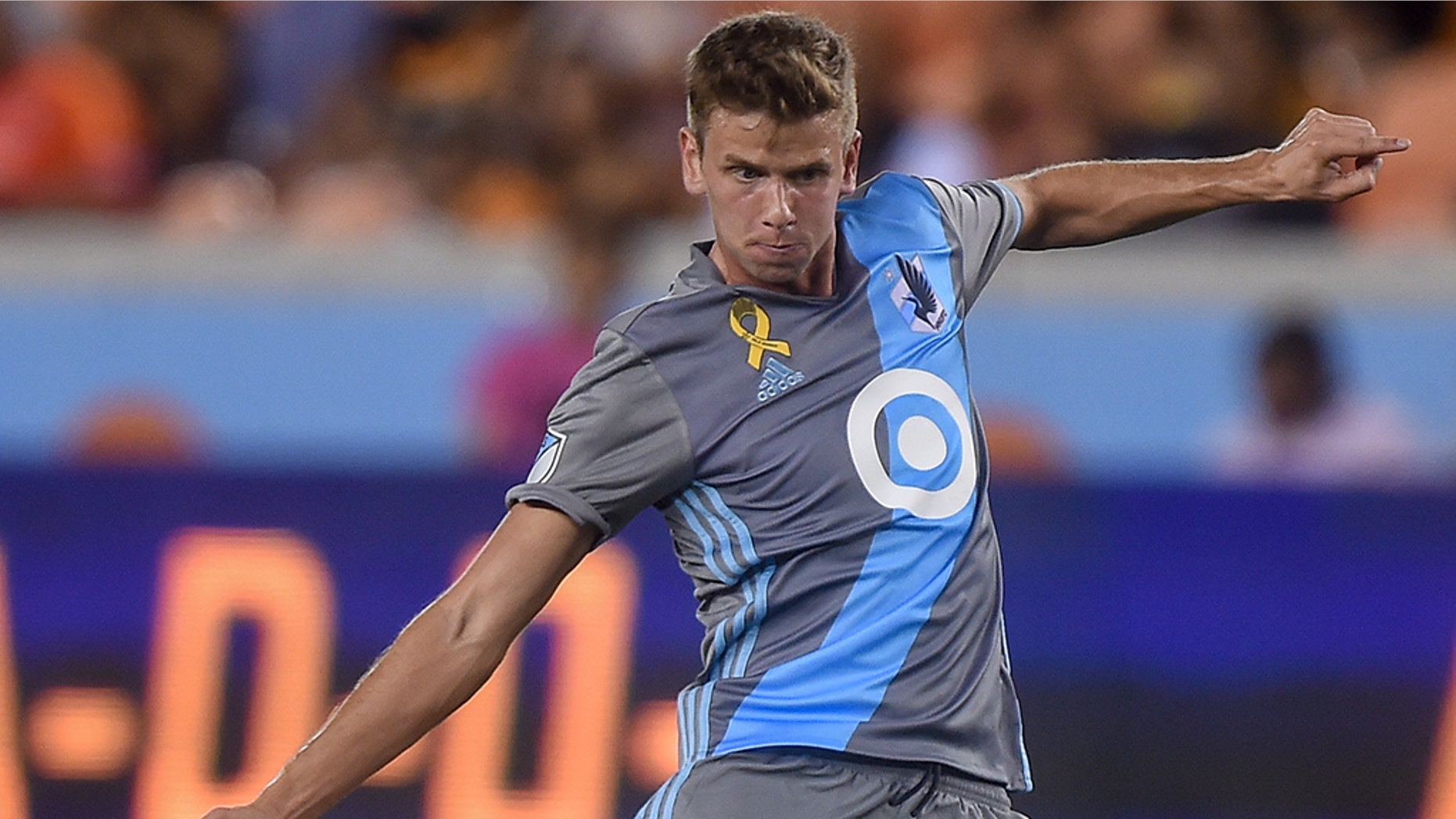 September 30, 2017: Minnesota United midfielder Collin Martin (17) takes a shot on goal during a Major League Soccer game between Houston Dynamo and Minnesota United at BBVA Compass Stadium in Houston, TX. Chris Brown/CSM (Cal Sport Media via AP Images)