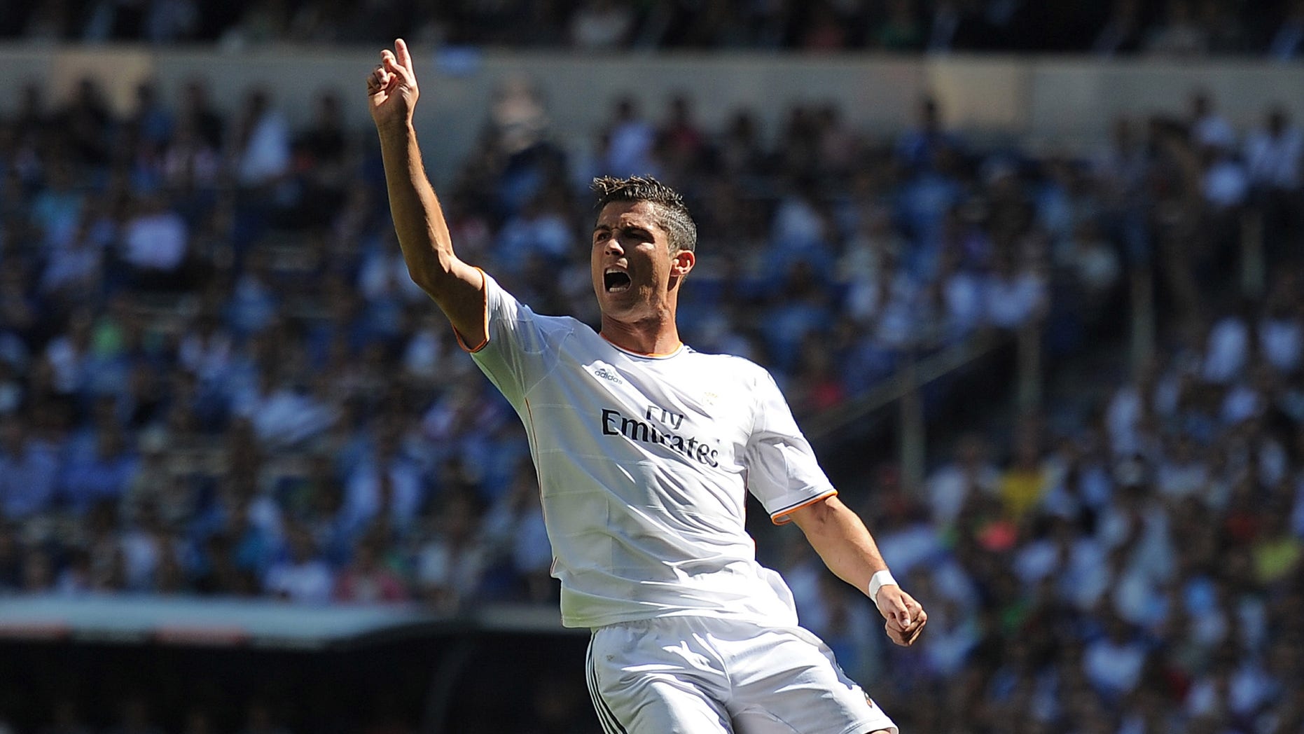 MADRID, SPAIN - SEPTEMBER 01: Cristiano Ronaldo of Real Madrid reacts during the La Liga match between Real Madrid CF and Athletic Club Bilbao at estadio Santiago Bernabeu on September 1, 2013 in Madrid, Spain. (Photo by Denis Doyle/Getty Images)