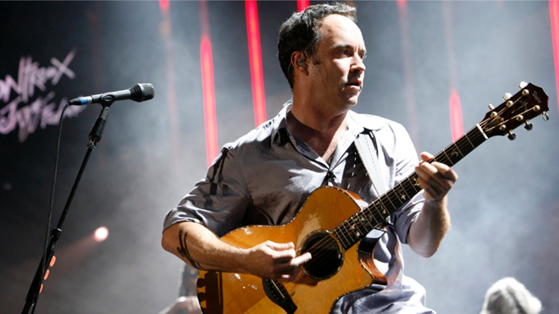 Dave Matthews of the Dave Matthews Band performs during the 43rd Montreux Jazz Festival July 4, 2009.