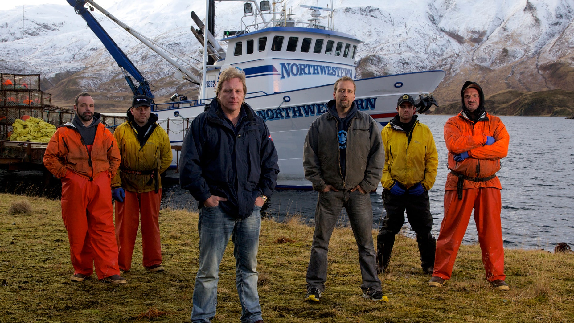 Northwestern. Deckhand Matt Bradley, Engineer/Deckhand Norm Hansen, Captain Sig Hansen, Relief Captain/Deckboss Edgar Hansen, Deckhand Jake Anderson, Deckhand Nick Mavar.