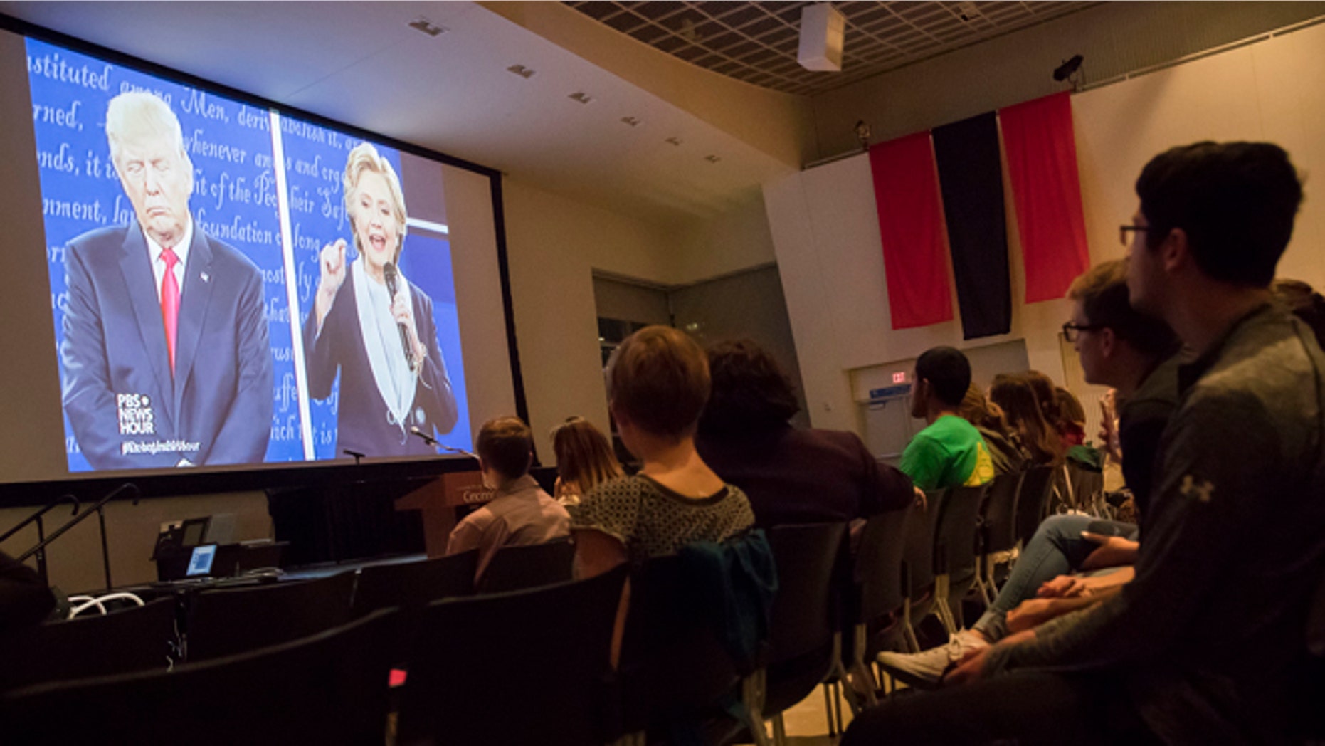 Second Presidential debate during a watch party at the University of Cincinnati, Sunday, Oct. 9, 2016, in Cincinnati.