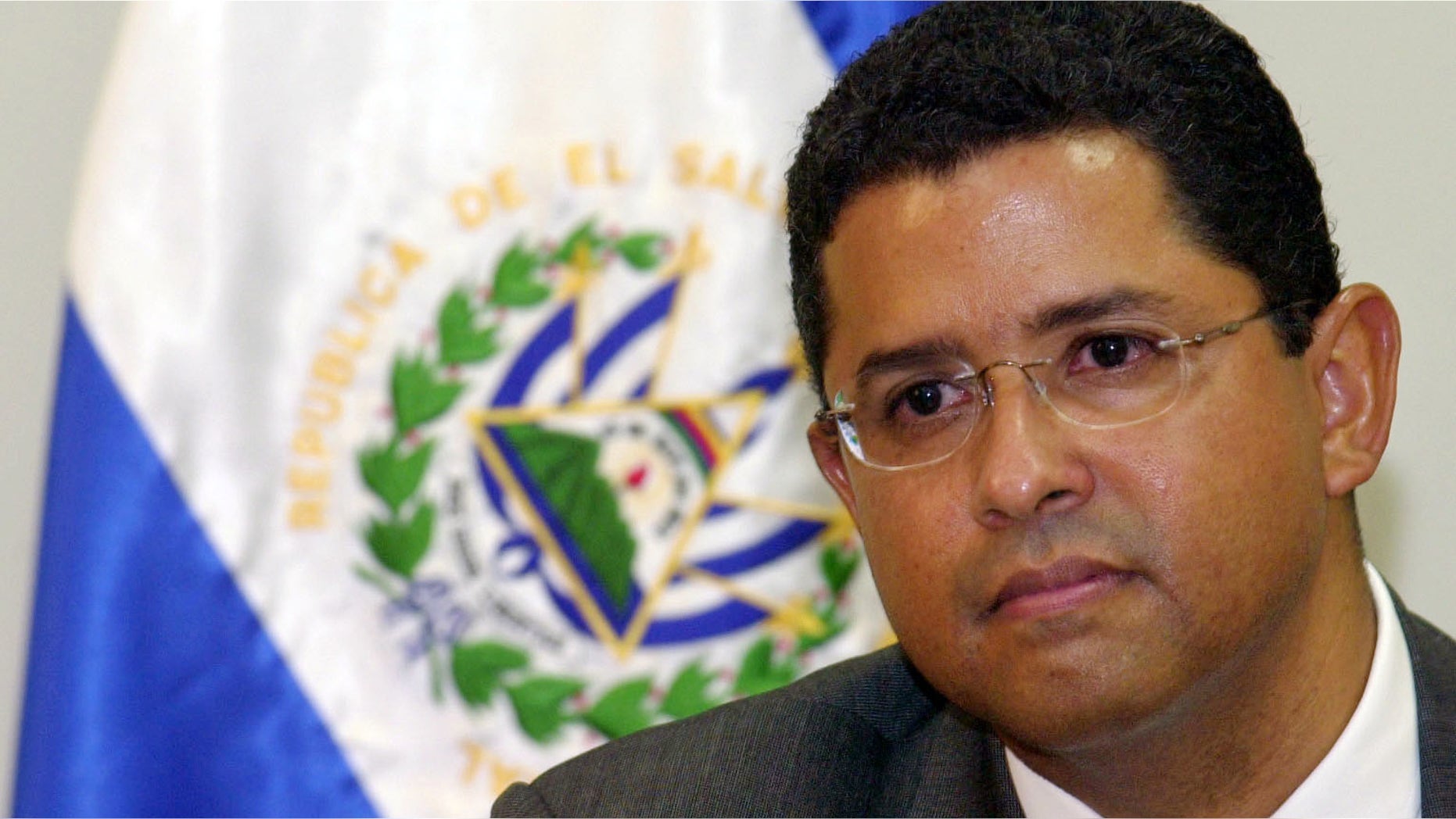 FILE - In this Jan. 13, 2005 file photo, former President of El Salvador Francisco Flores announces his candidacy for Secretary General of the Organization of American States (OAS) at the presidential house in San Salvador, El Salvador. The party of former Salvadoran President Francisco Flores says the 56-year-old has died in a private hospital in the capital after suffering a cerebral hemorrhage. Flores had been in coma since undergoing emergency surgery. (AP Photo/Luis Romero, File)