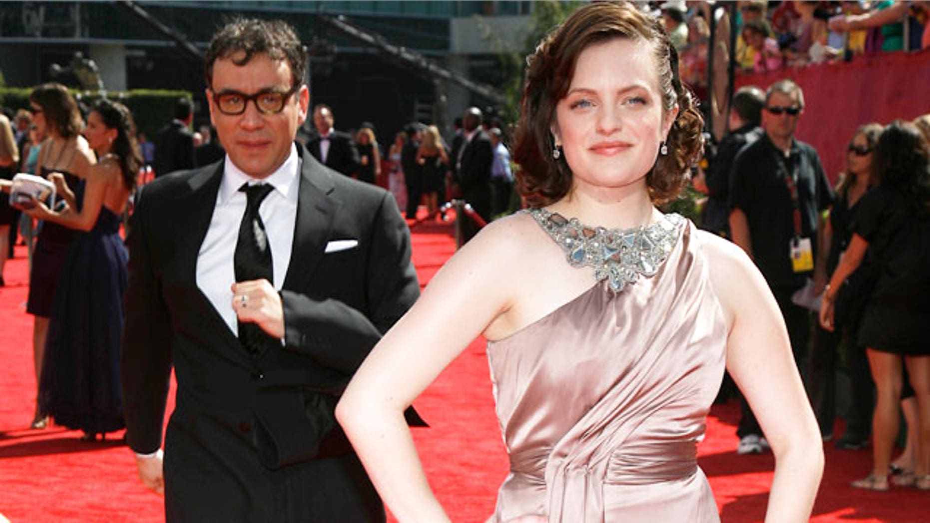 Elisabeth Moss and Fred Armisen at the 2009 Emmy Awards (REUTERS)