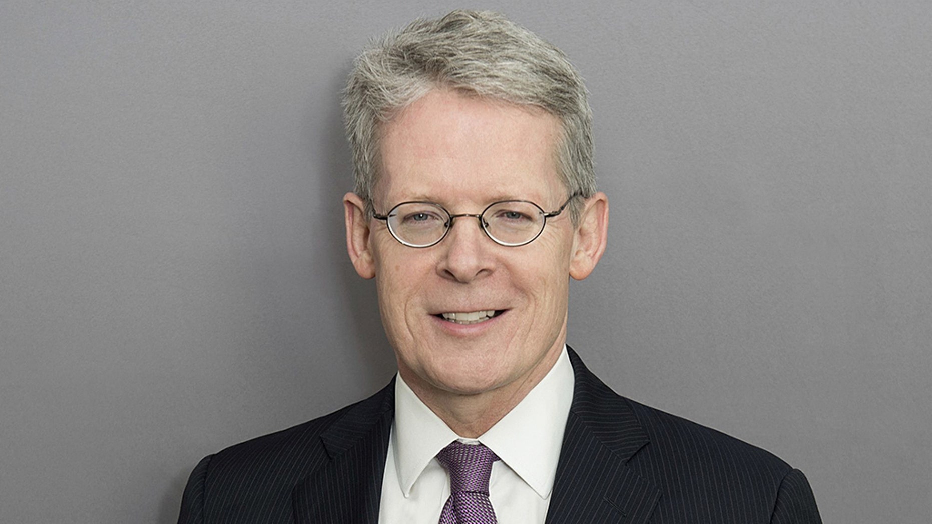 Advisers to President Trump are making the case to him that he should keep Emmet Flood in his current position as in-house counsel on the Mueller investigation, and not elevate him to White House counsel.