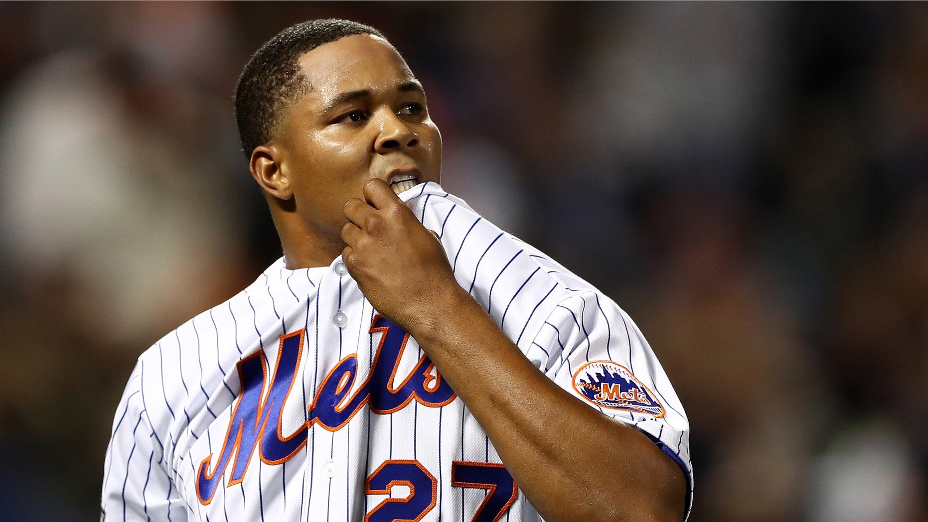 NEW YORK, NY - OCTOBER 05: Jeurys Familia #27 of the New York Mets reacts in the ninth inning after giving up a three-run homerun against the San Francisco Giants during their National League Wild Card game at Citi Field on October 5, 2016 in New York City. (Photo by Elsa/Getty Images)