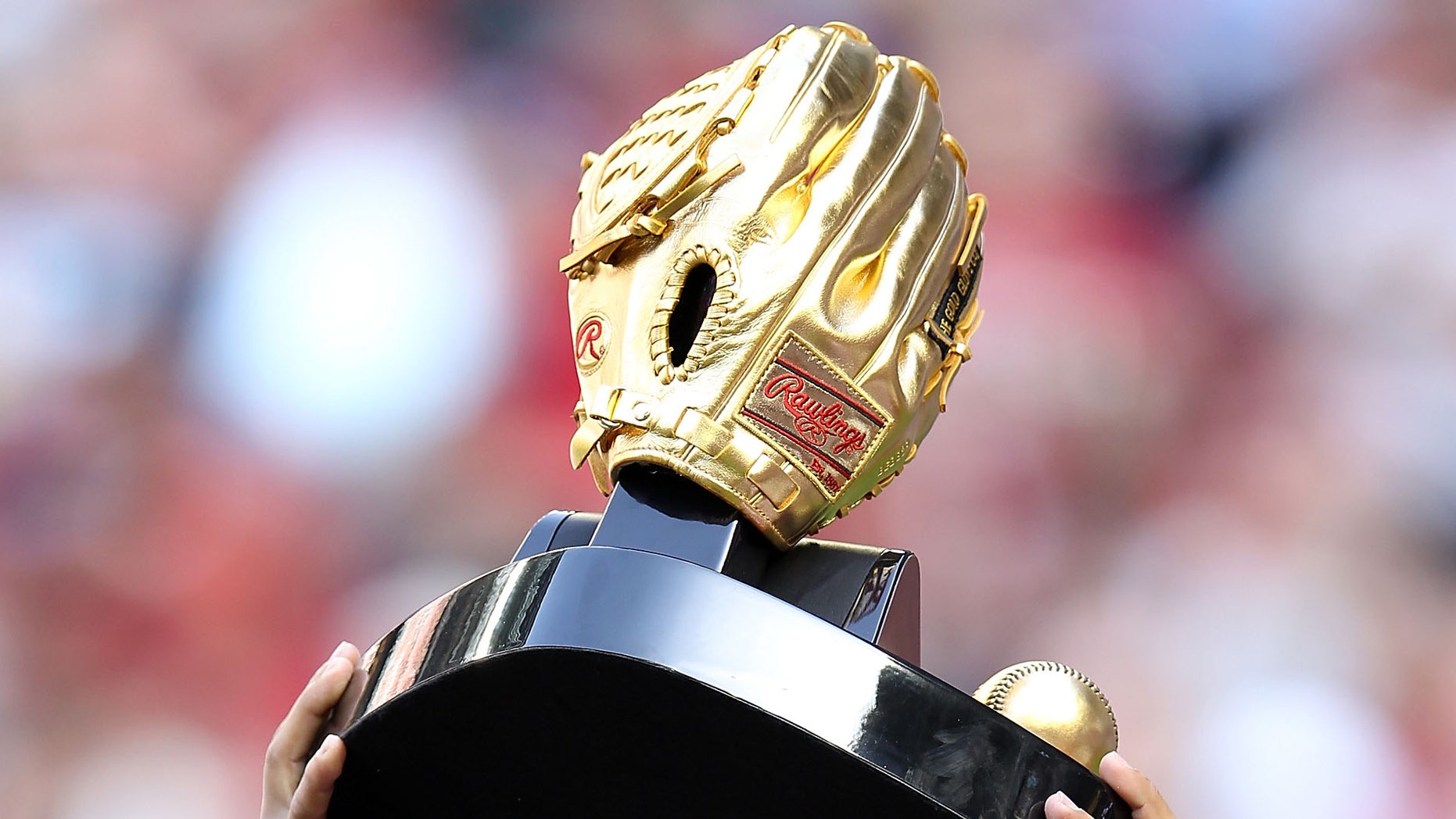 Gold Glove Winners Latinos MLB Players Strike Gold Fox News