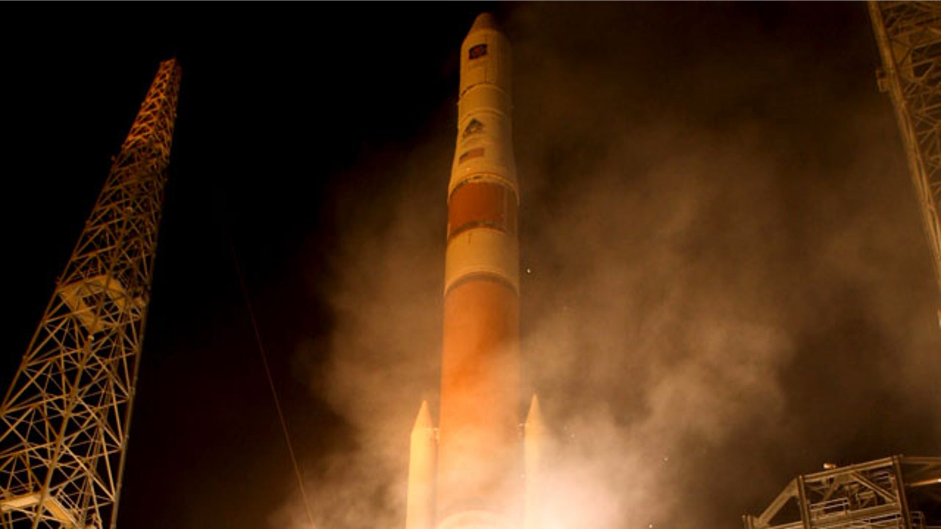A Delta 4 rocket blasts off with the GPS 2F-1 navigation satellite aboard for the U.S. military and civilian services.