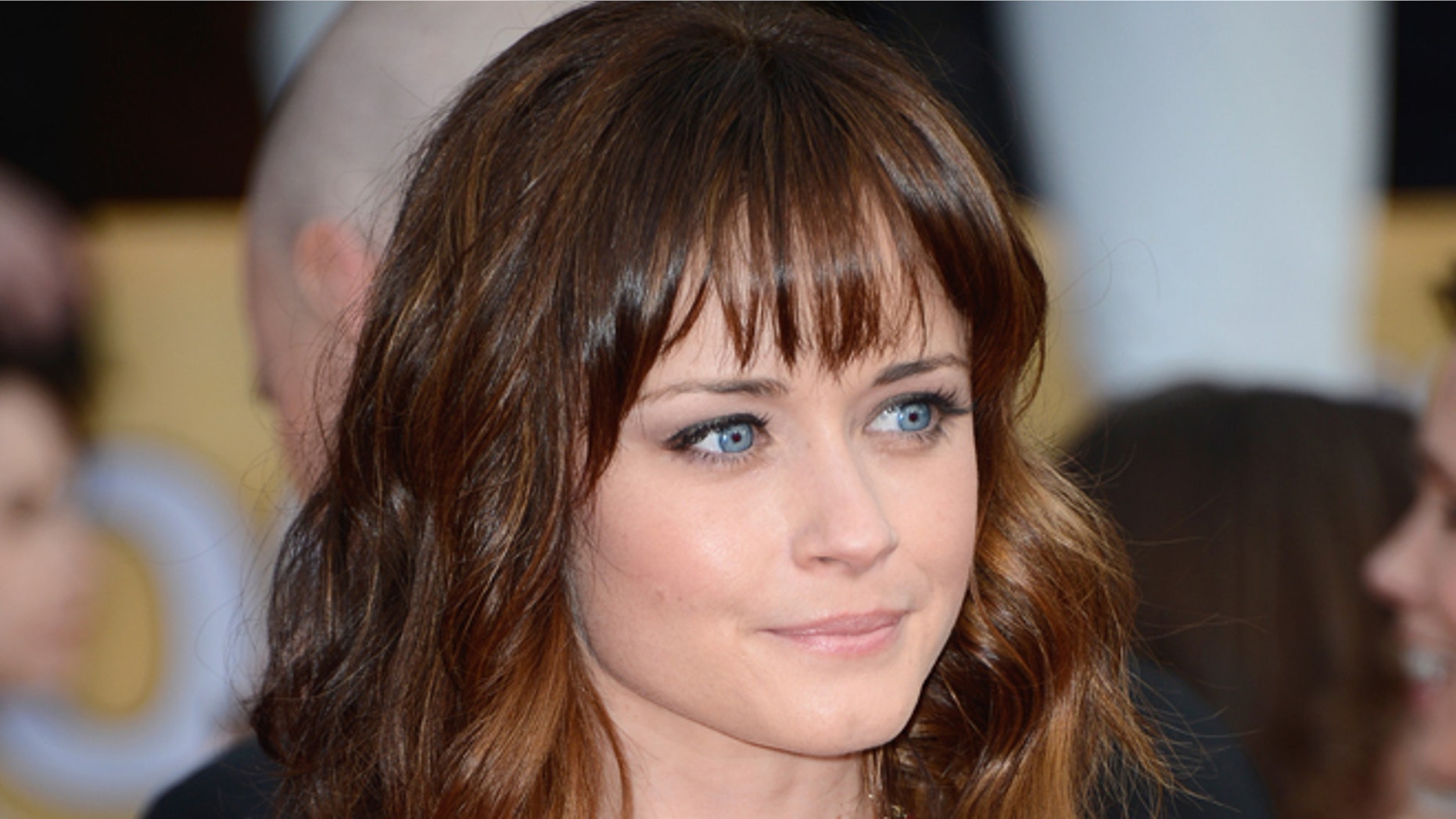Actress Alexis Bledel arrives at the 19th Annual Screen Actors Guild Awards held at The Shrine Auditorium on January 27, 2013 in Los Angeles, California. (Photo by Frazer Harrison/Getty Images)