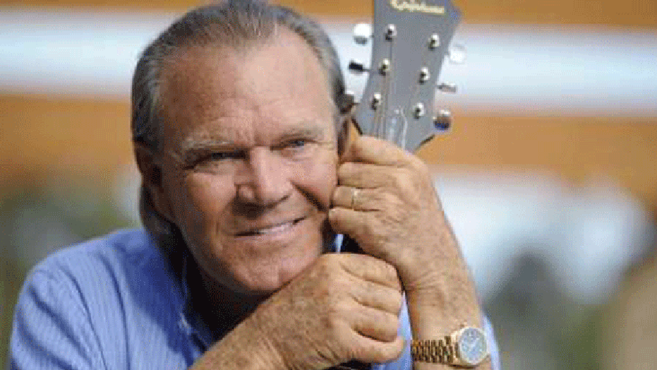 August 4, 2008: Country Singer Glen Campbell photographed at his home in Malibu, California.
