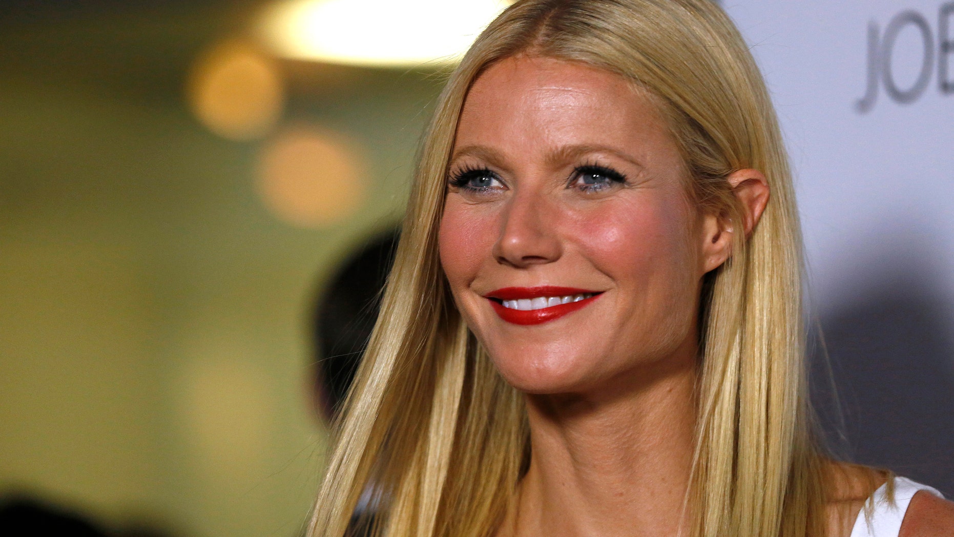 Gwyneth Paltrow has been known to endorse a gluten-free diet. (REUTERS/Mario Anzuoni)