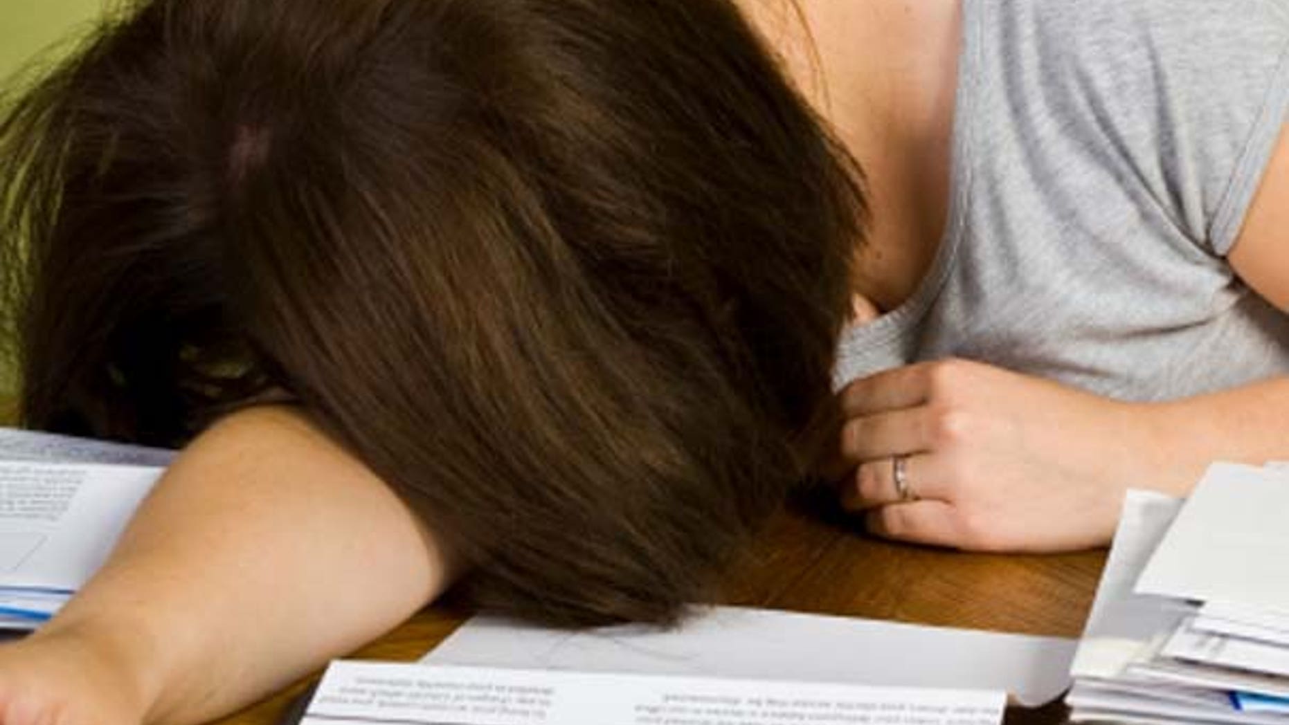 A young mother is having financial problems and received a final notice statement.