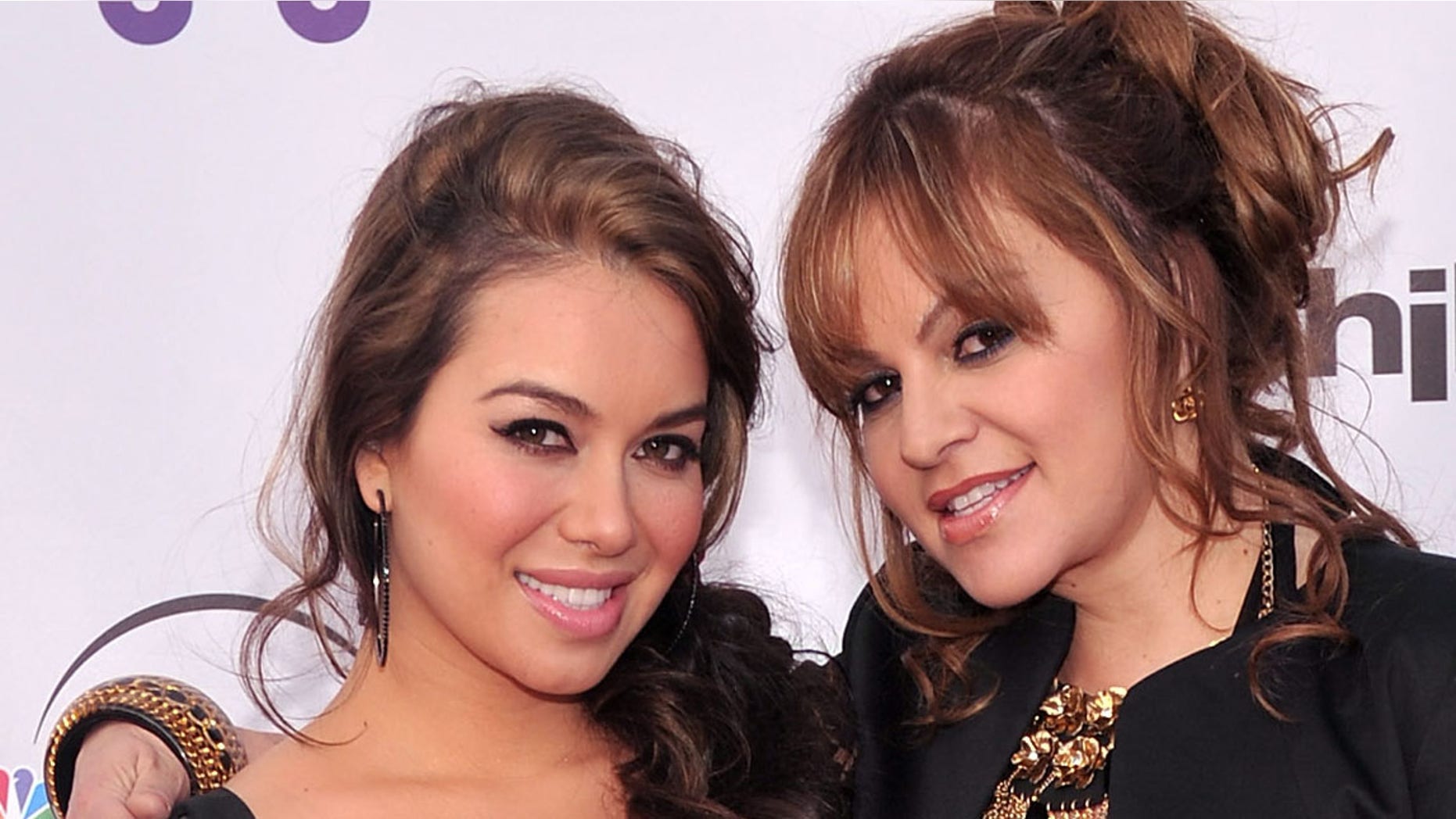 UNIVERSAL CITY, CA - MAY 12: TV personalities Janney "Chiquis" Marin and Jenni Rivera arrive at The Cable Show 2010 "An Evening With NBC Universal" on May 12, 2010 in Universal City, California. (Photo by Alberto E. Rodriguez/Getty Images)