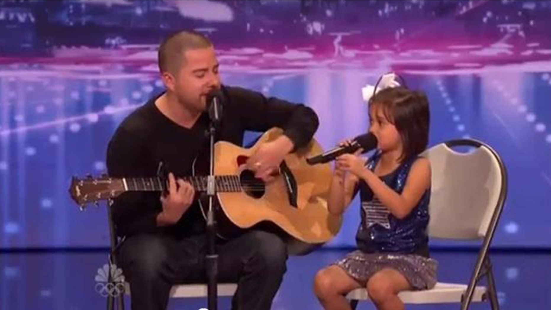 May 14, 2012: Jorge and Alexa Narvaez sing Edward Sharpe & The Magnetic Zeros‘ “Home” Monday night on "America's Got Talent."