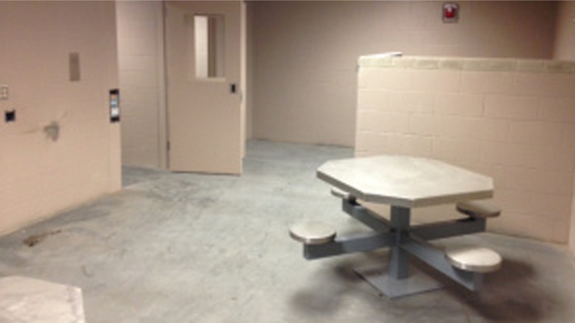 The Shelby Police Department is asking for volunteers to help break in its new jail.