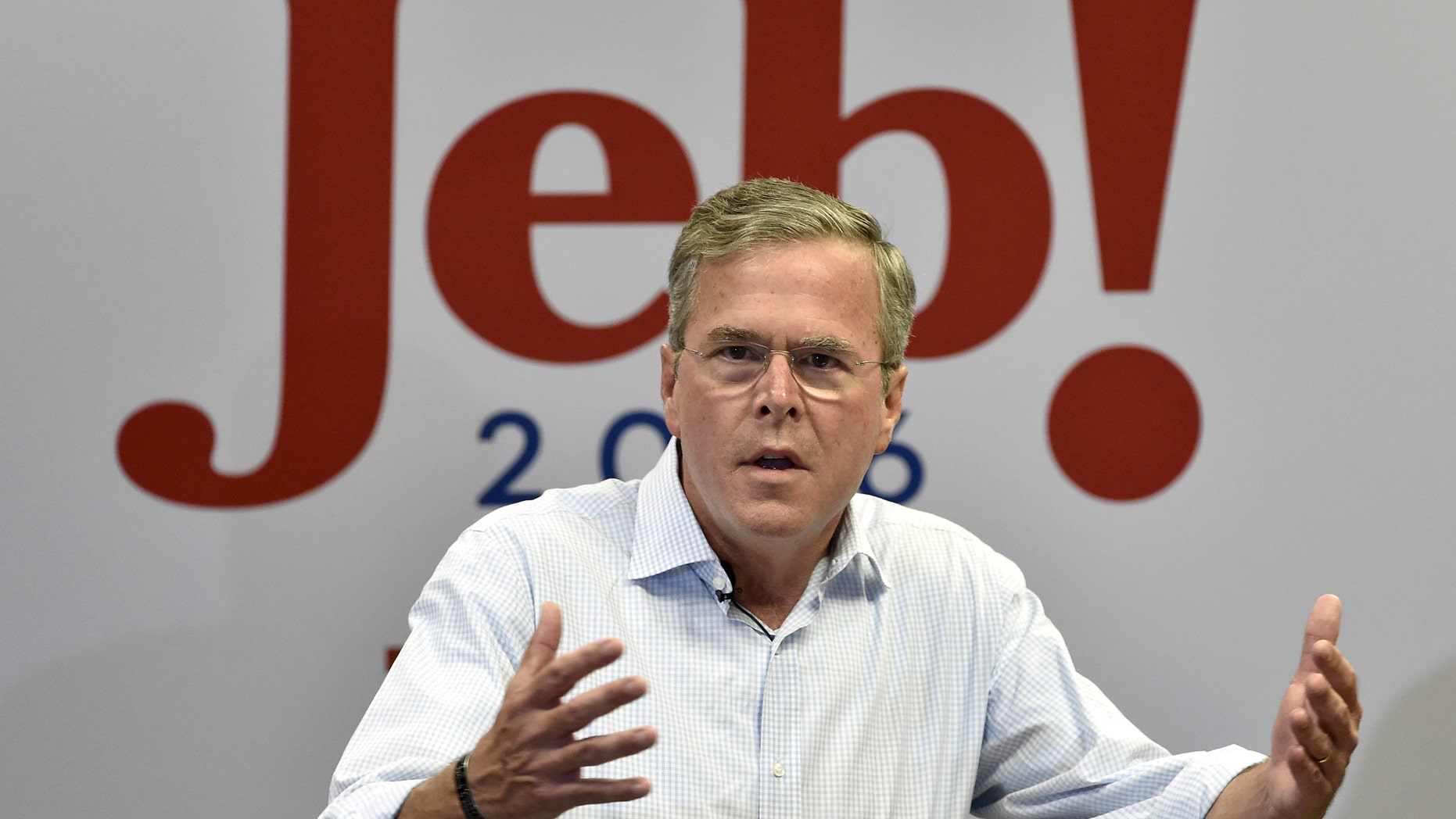 Republican presidential candidate Jeb Bush speaks at a rally in Las Vegas, Nevada Sept. 17, 2015.