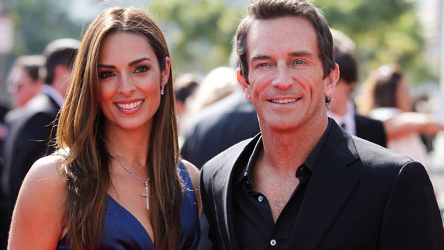 'Survivor' Host Jeff Probst Marries Actor MarkPaul Gosselaar's Ex Wife