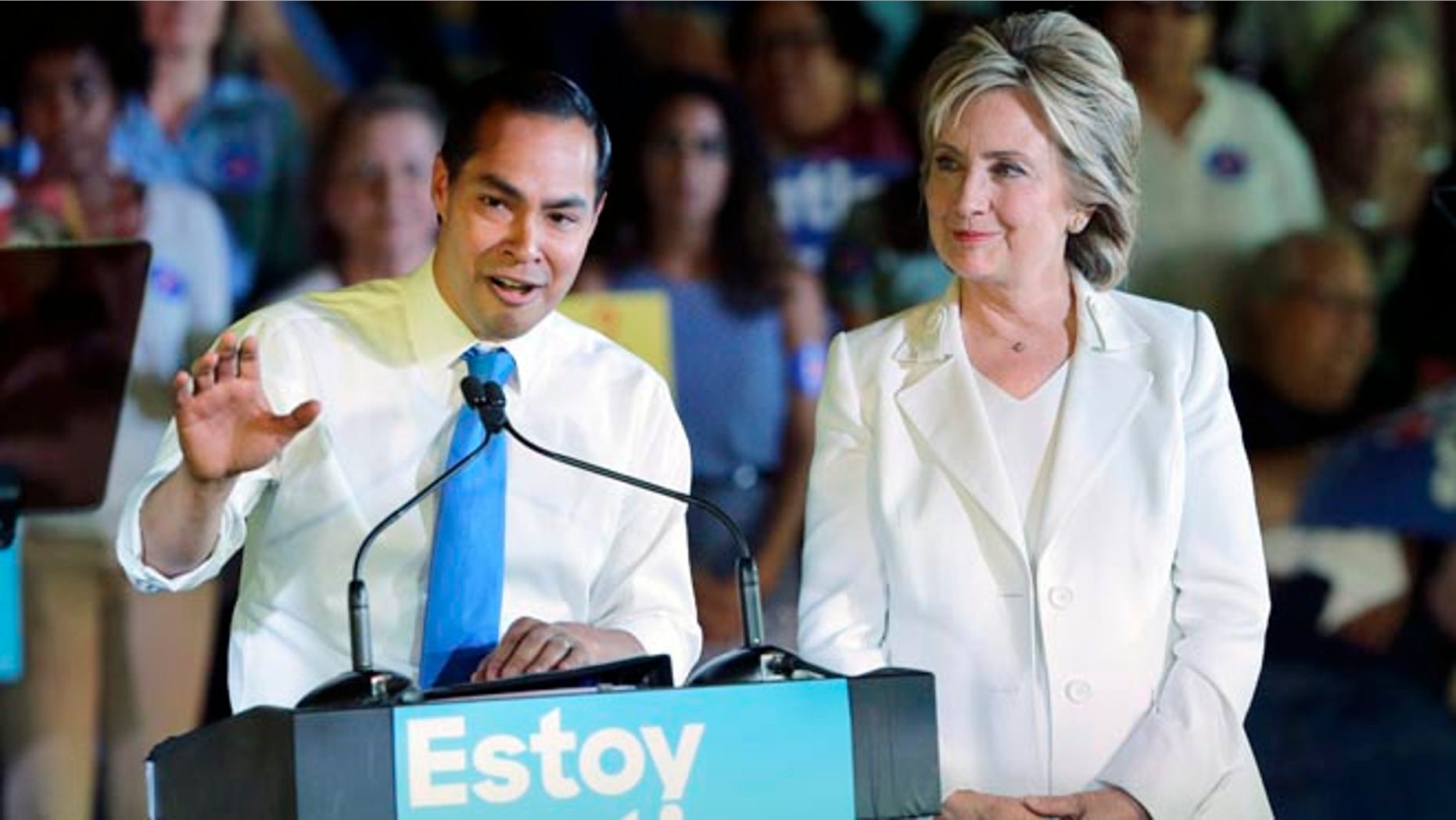 HUD Secretary Julian Castro and Democratic presidential candidate Hillary Rodham Clinton.