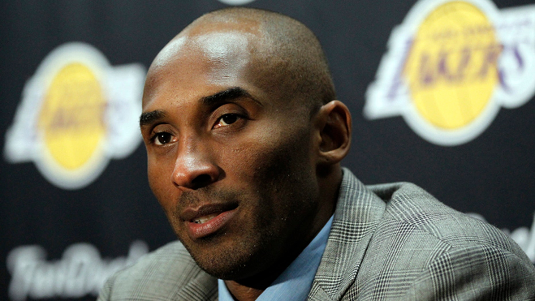 Kobe Bryant Will Retire After 20-year Career And 5 NBA Titles With L.A ...