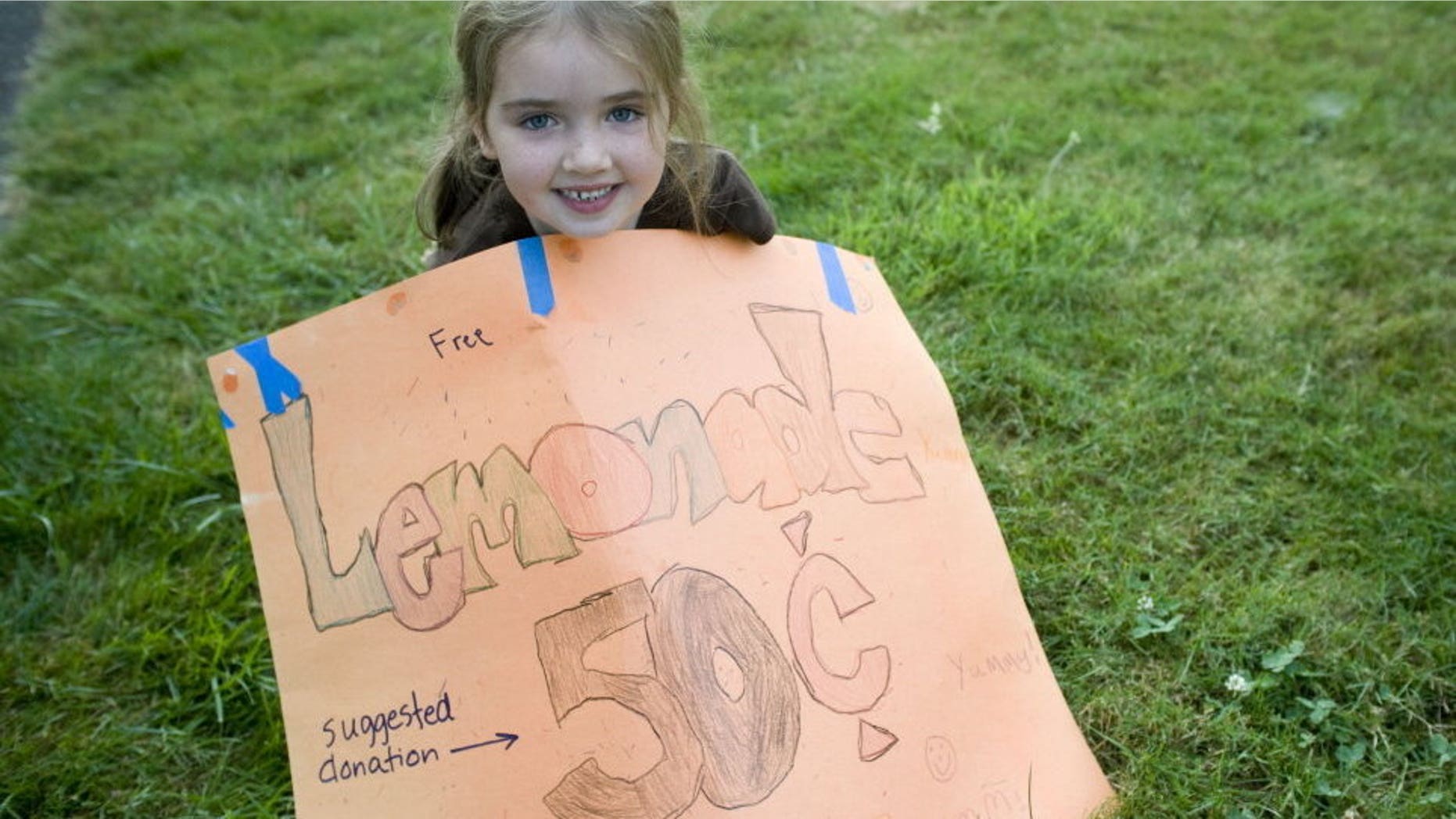 Inspectors told 7-year-old Julie Murphy that she needed a license to run her lemonade stand at a monthly art fair.