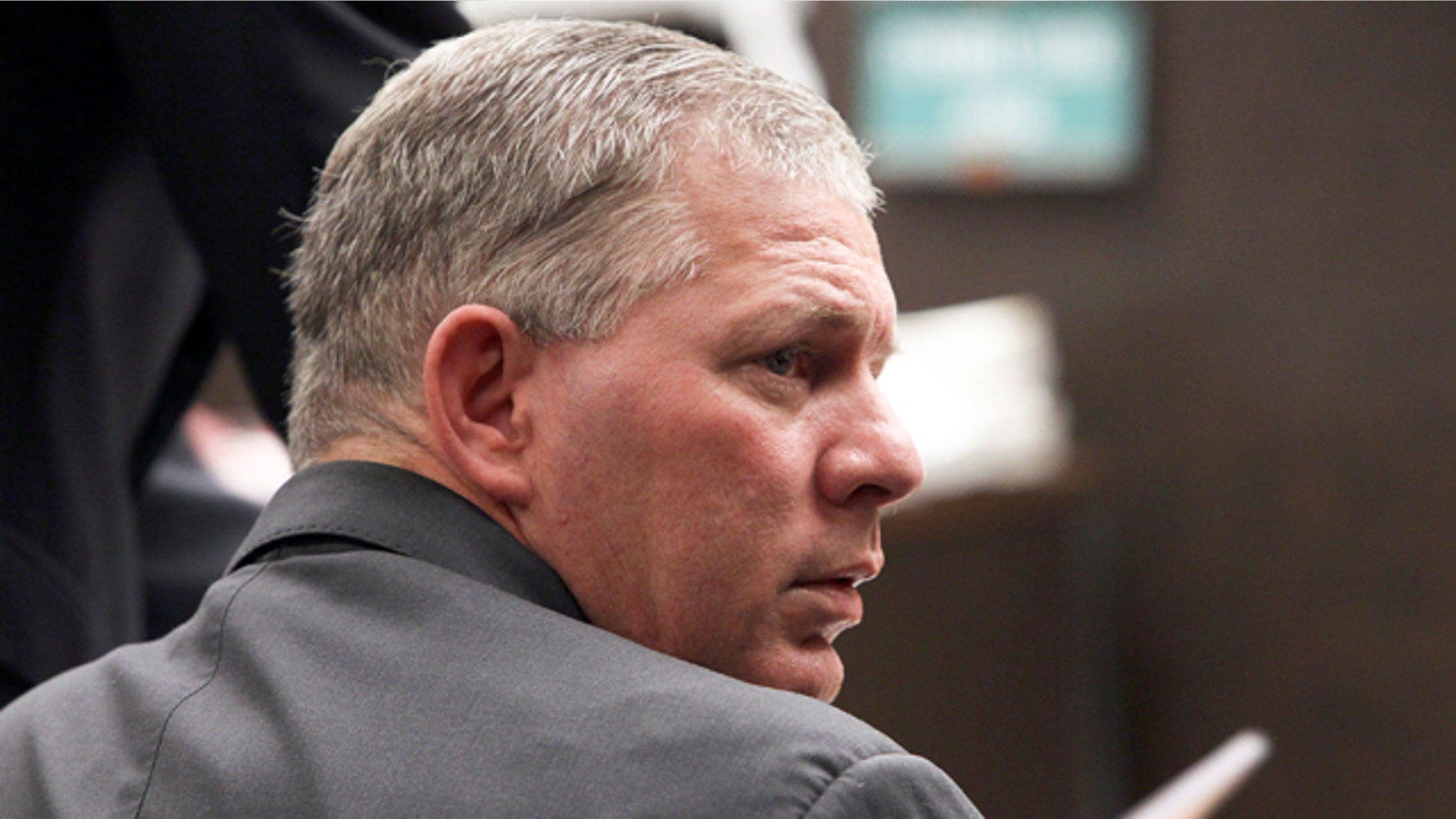 FILE - In this March 5, 2012 file photo, former New York Mets outfielder Lenny Dykstra is seen during his sentencing for grand theft auto in the San Fernando Valley section of Los Angeles. Dykstra filed a lawsuit Wednesday, April 2, 2014 saying he suffered an unprovoked and brutal beating by deputies in a Los Angeles County jail two years ago. (AP Photo/Nick Ut, File)