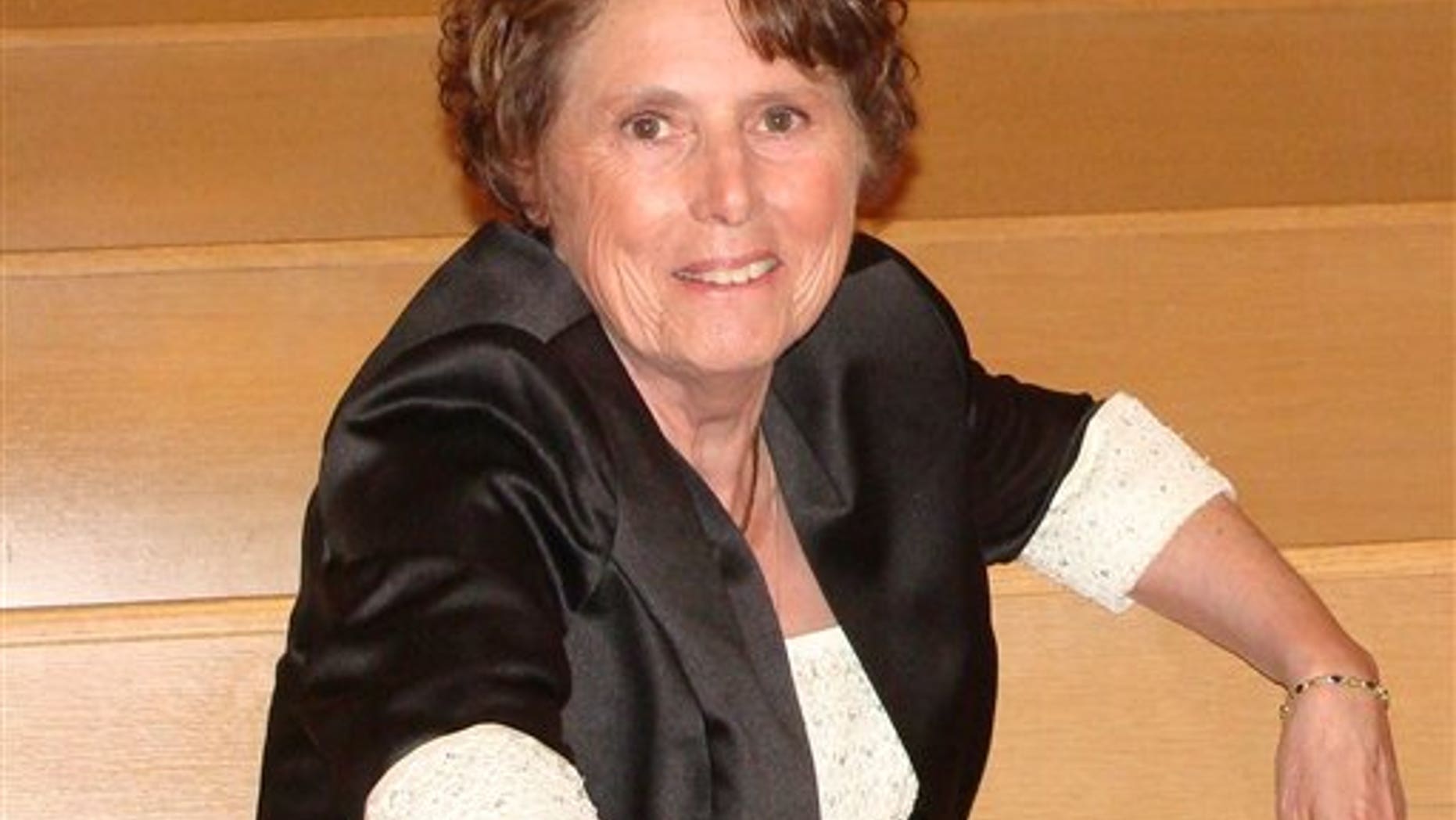 Lilian Cary of Howell, Mich.